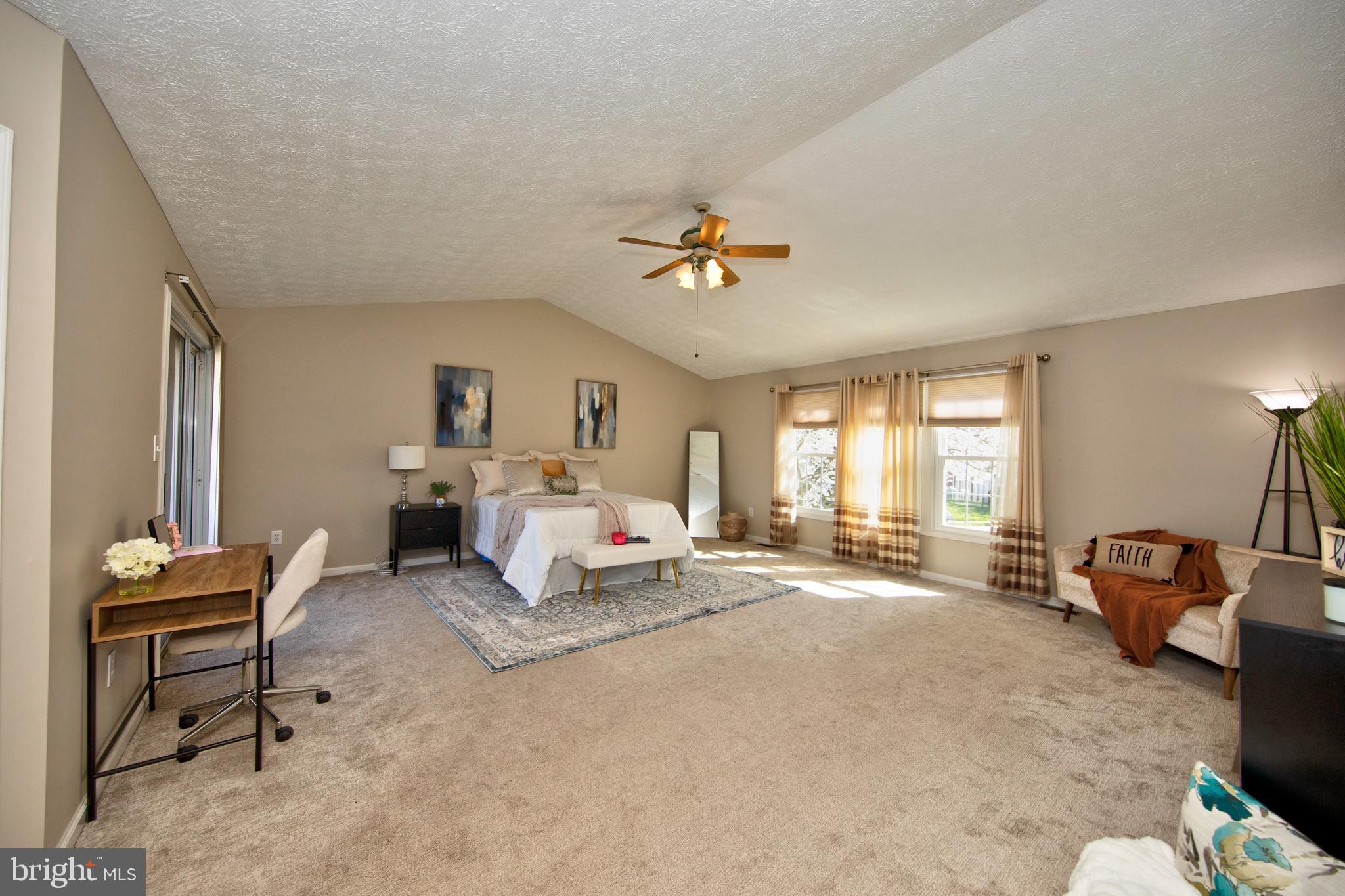 SINGER WOODS - Residential