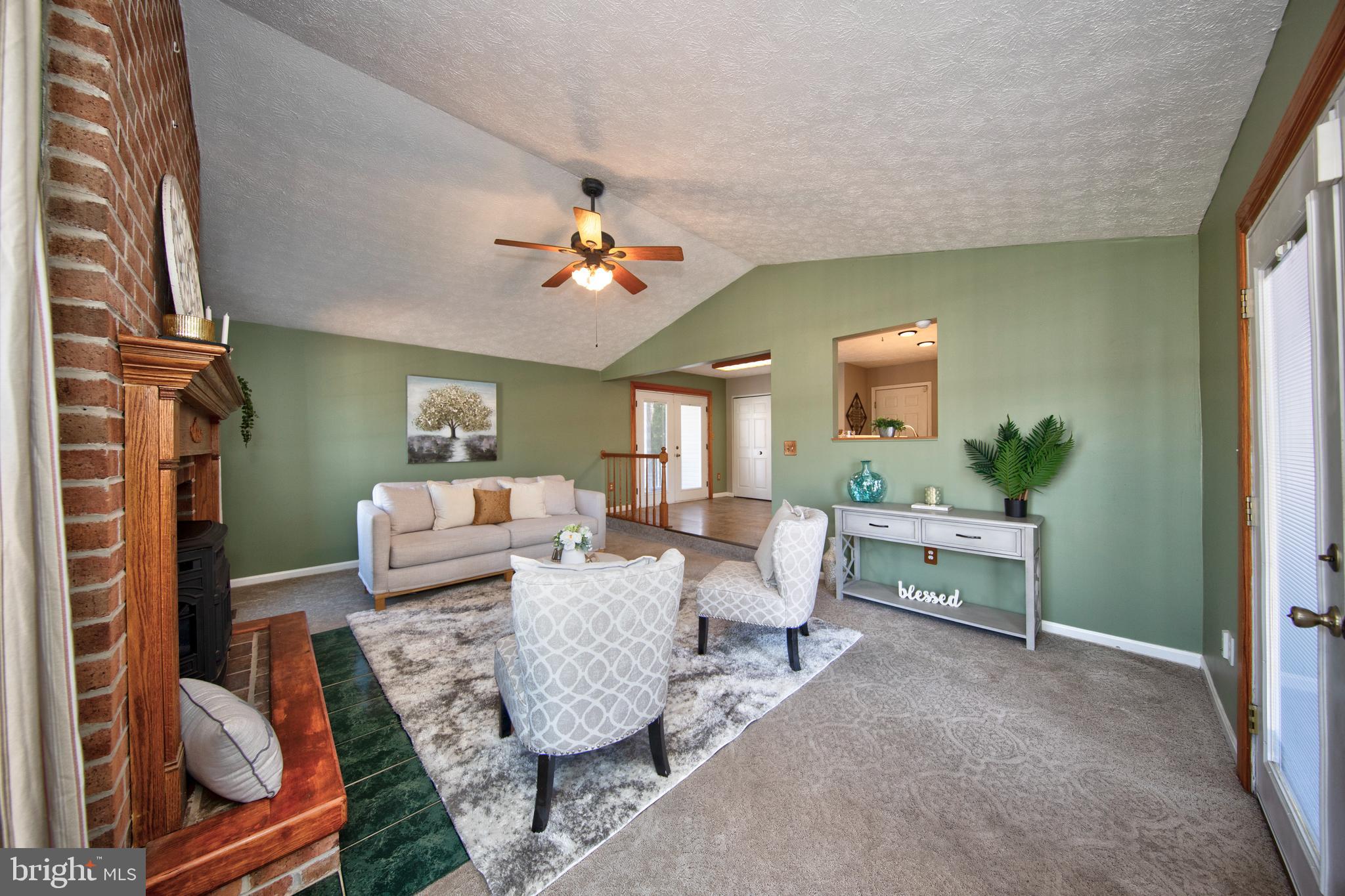 SINGER WOODS - Residential