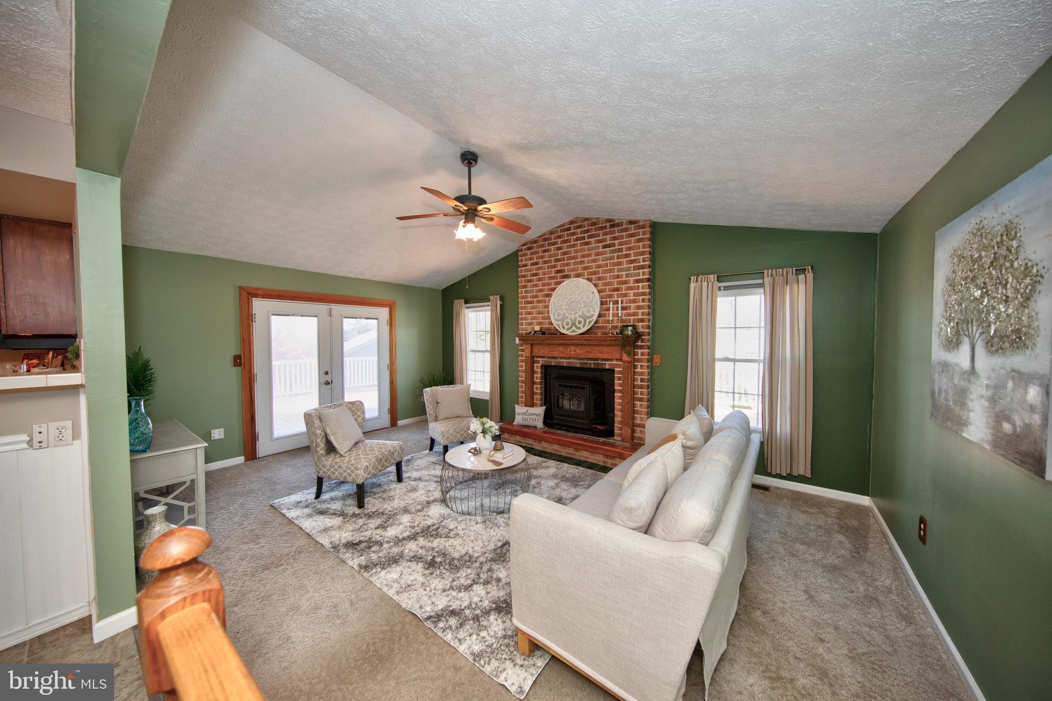 SINGER WOODS - Residential