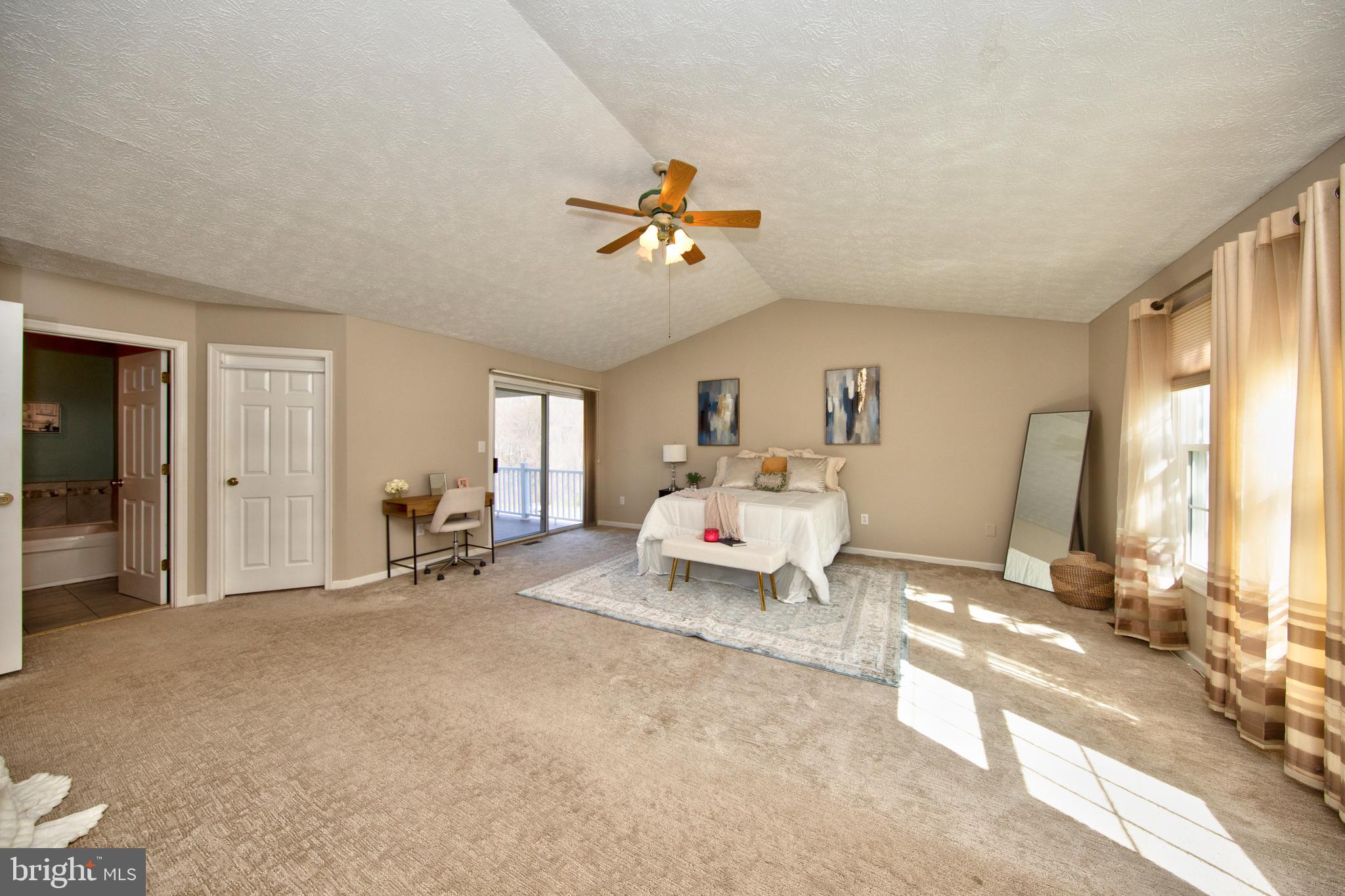 SINGER WOODS - Residential