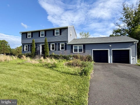 Homes For Sale - 34 Woosamonsa Road<br/> PENNINGTON, NJ 08534
