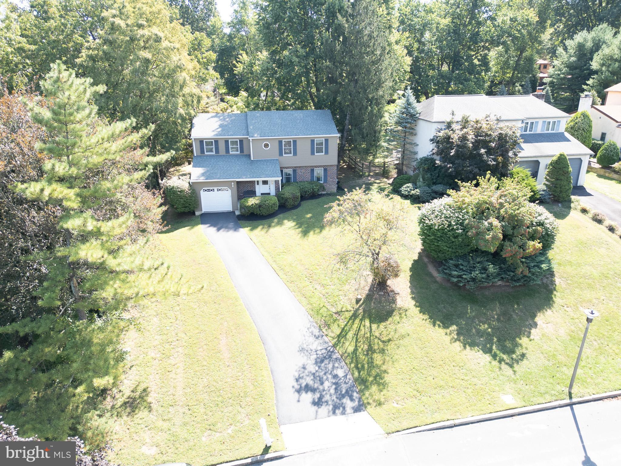 947 CALEDONIA STREET