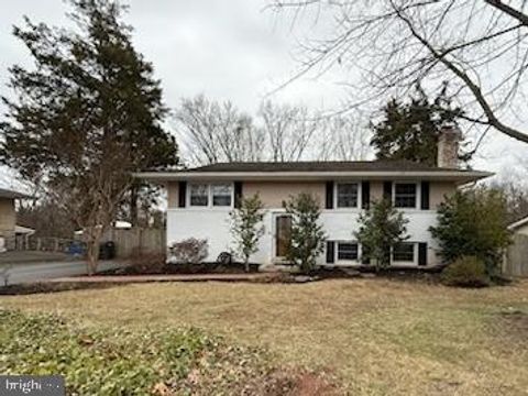 503 E CHARLOTTE STREET STERLING VA 20164