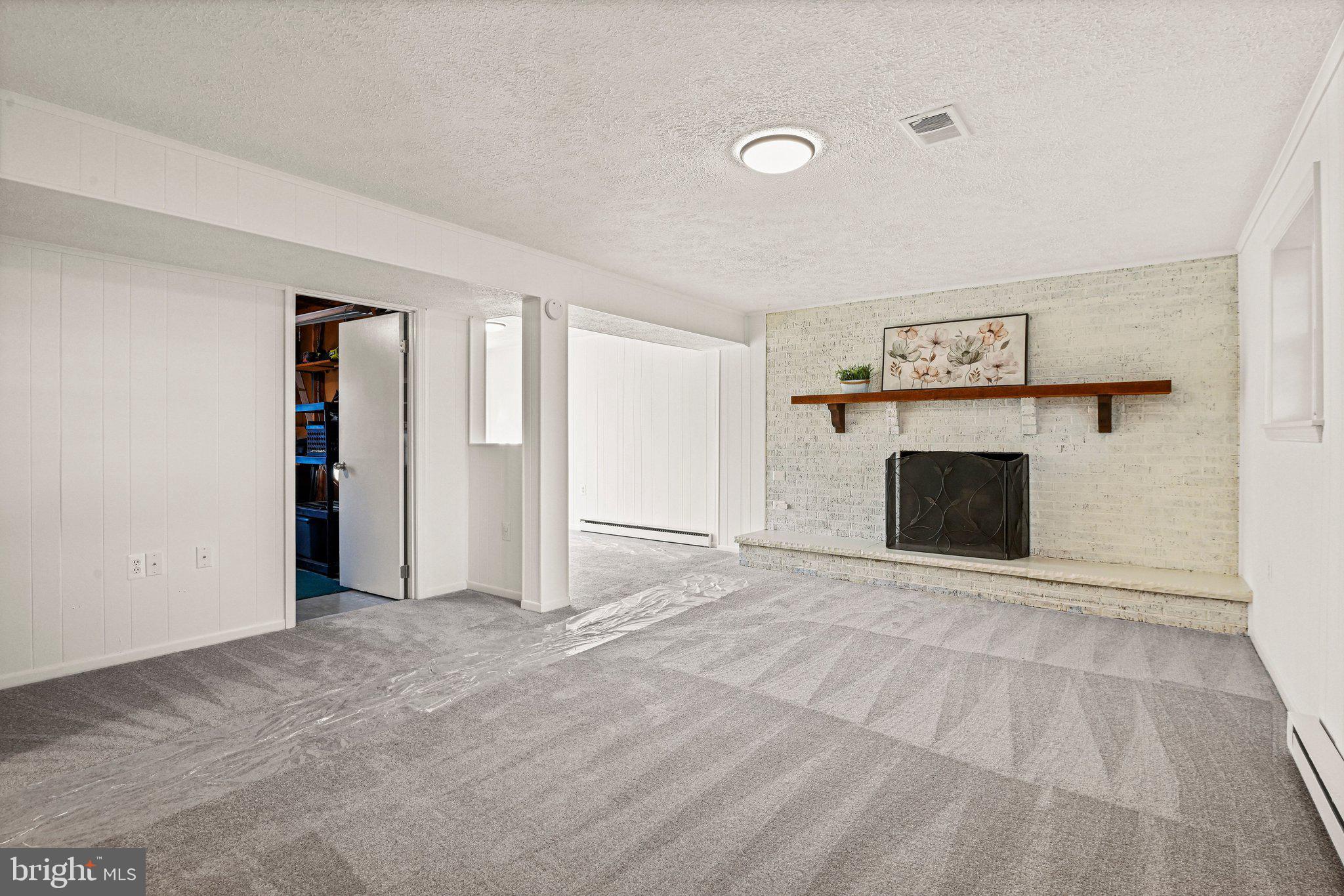 STERLING - Residential