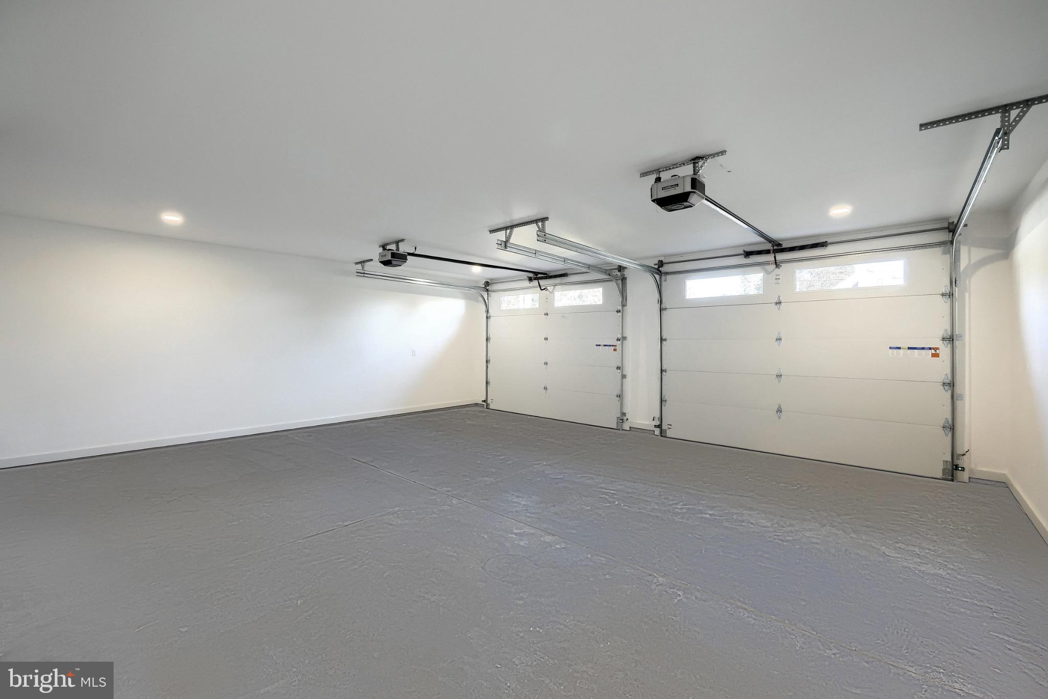 RED LION - Residential