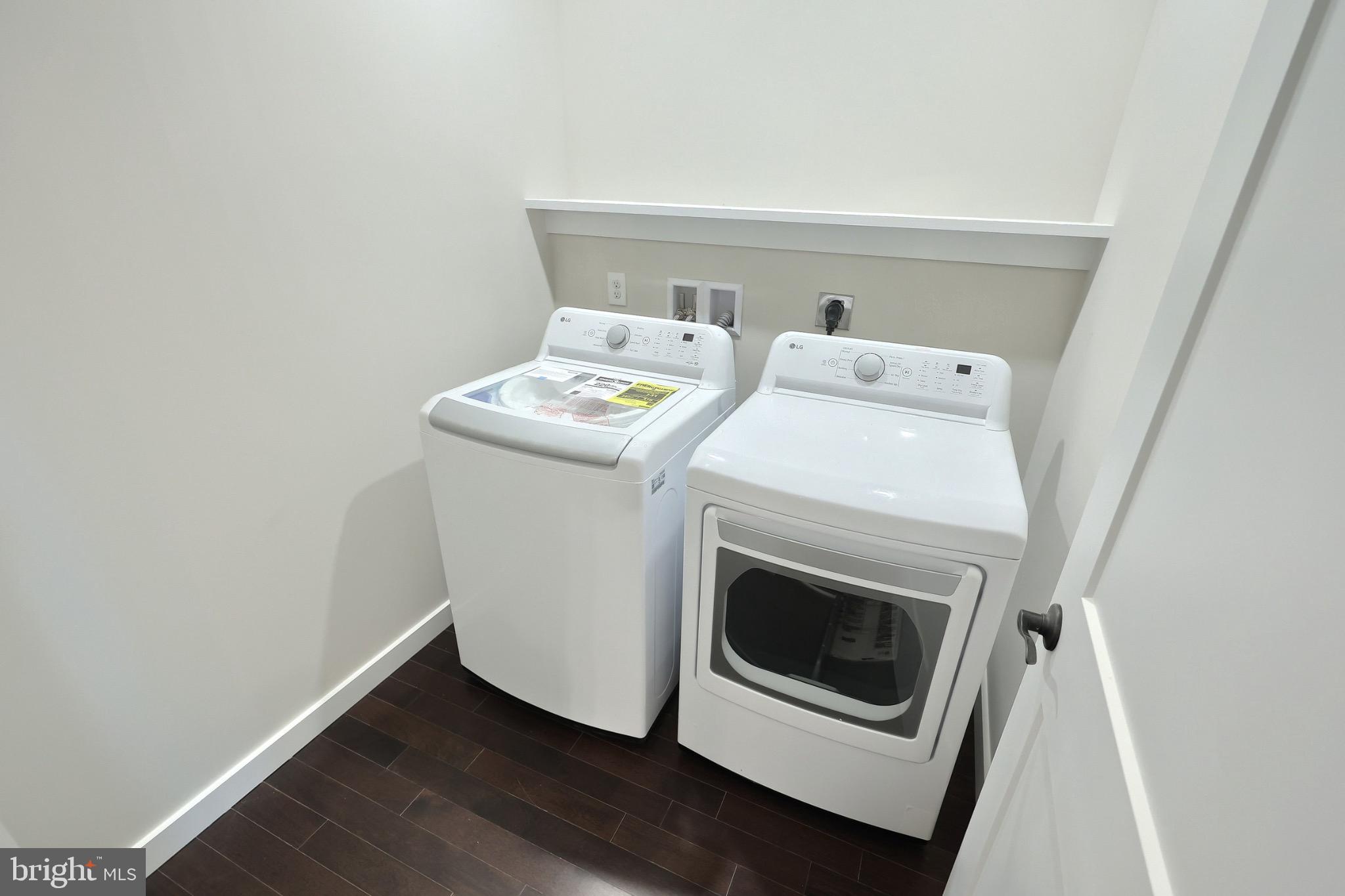 RED LION - Residential