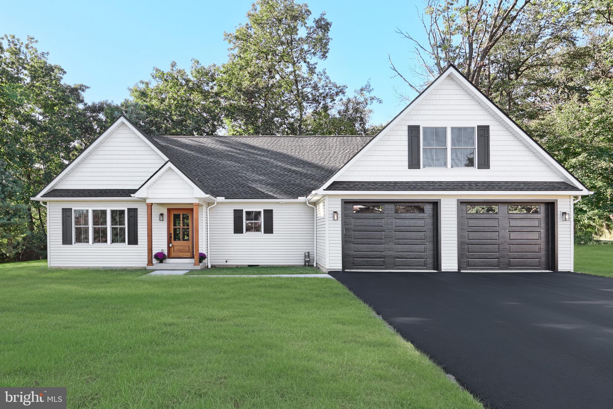 RED LION - Residential