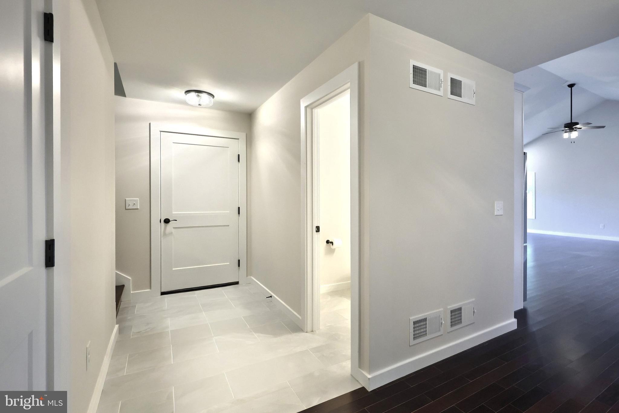 RED LION - Residential