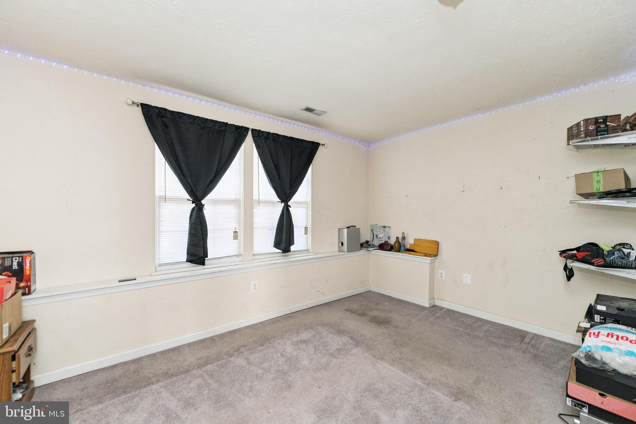 CLIFFTON ON THE POTOMAC - Residential