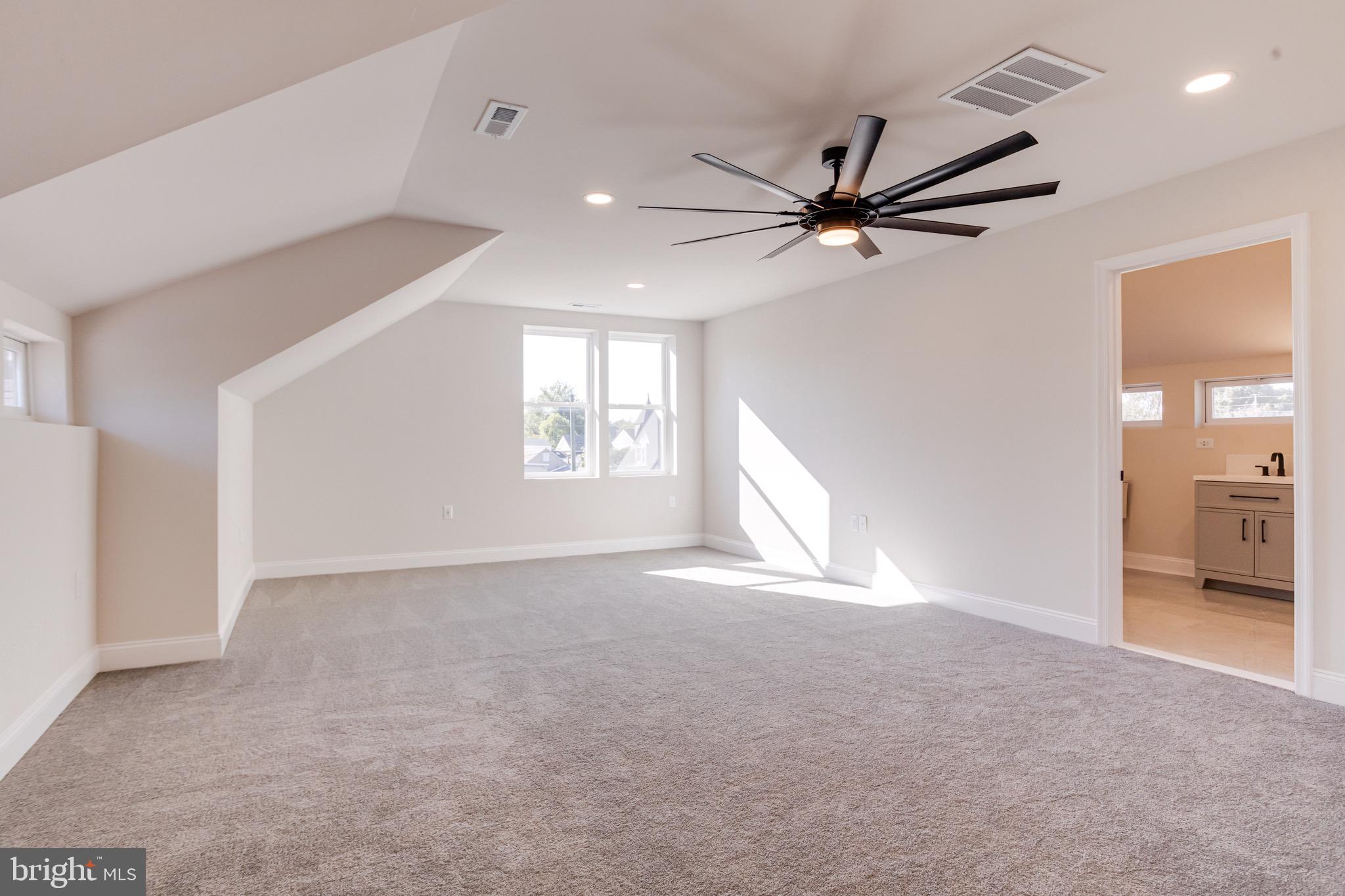 NORTH EAST - Residential