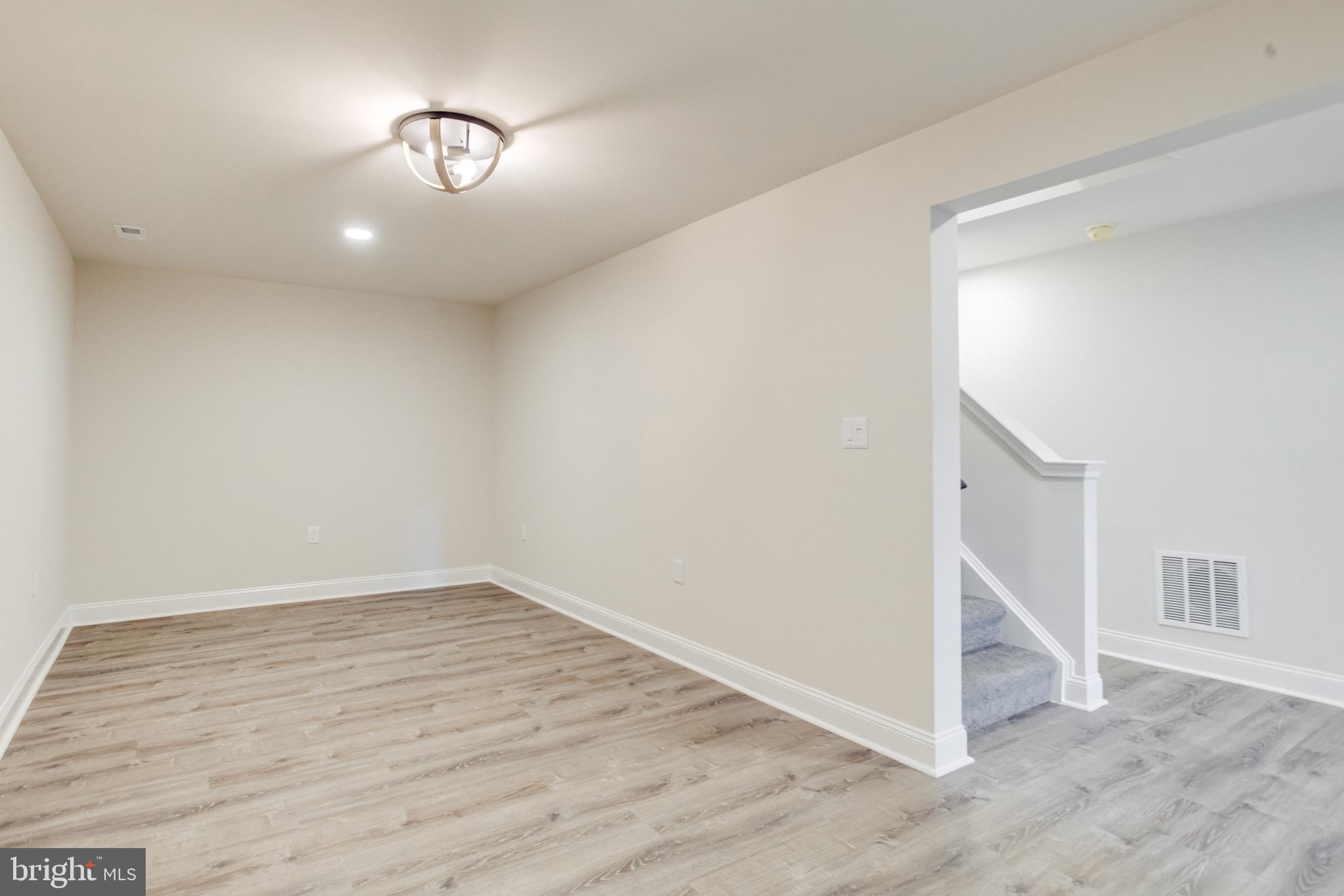 NORTH EAST - Residential