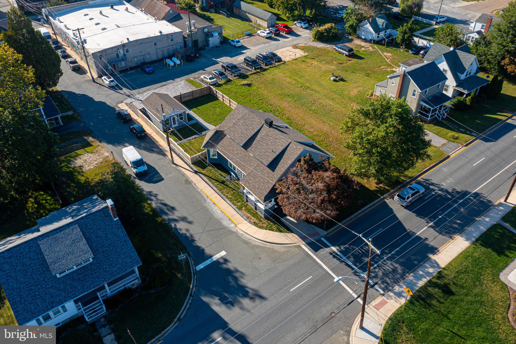 15 S MAULDIN AVENUE