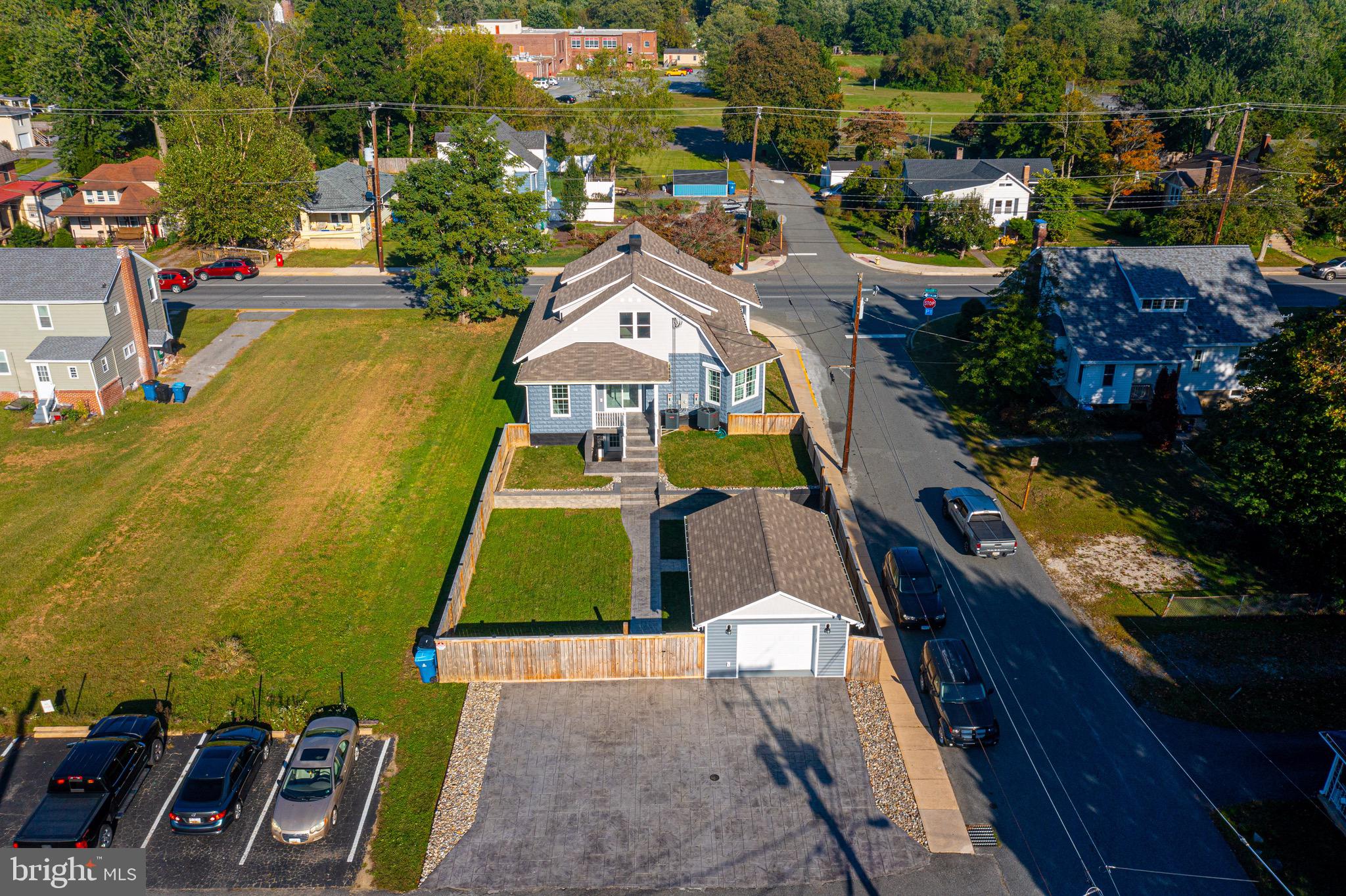 15 S MAULDIN AVENUE