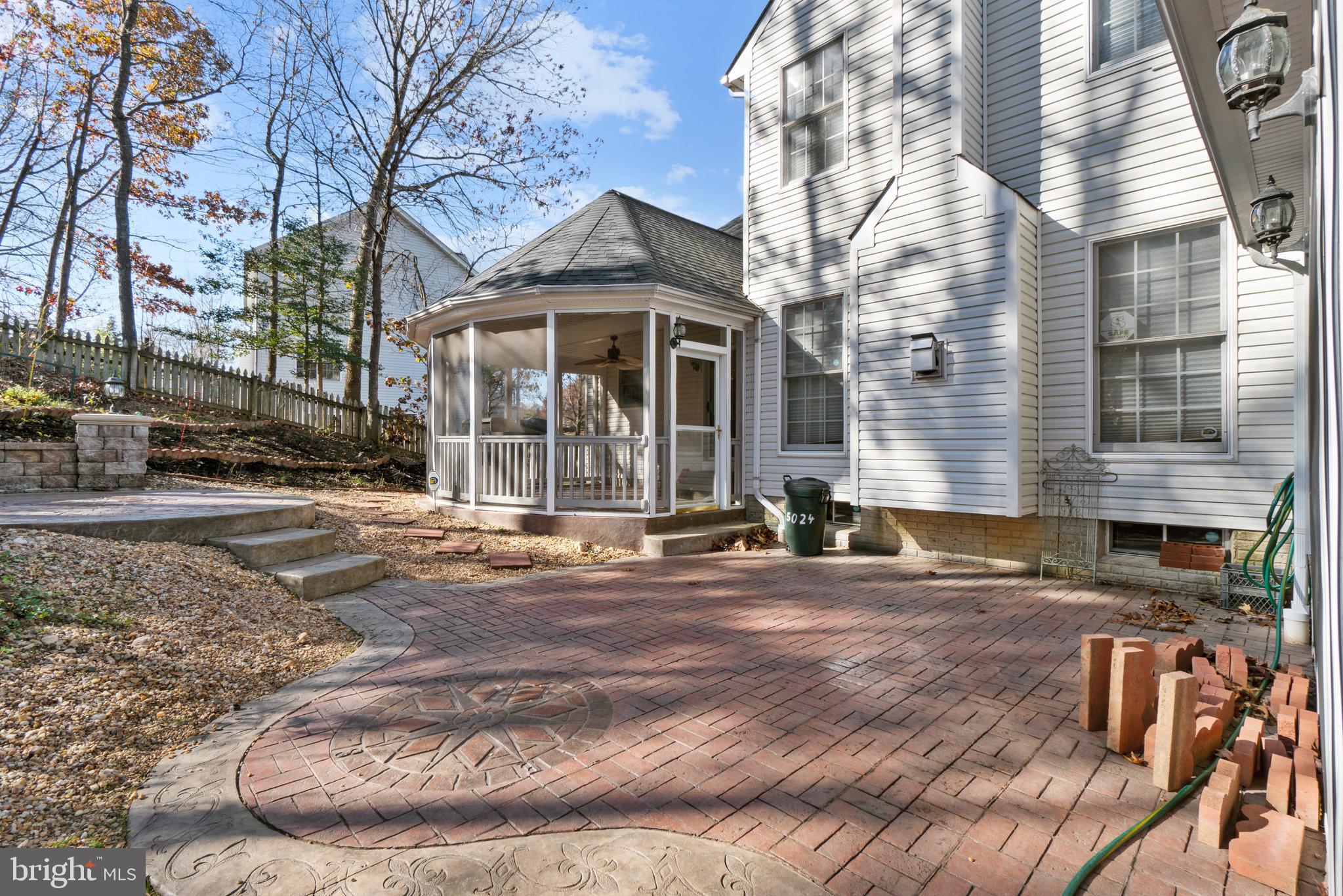 KINGSWOOD - Residential