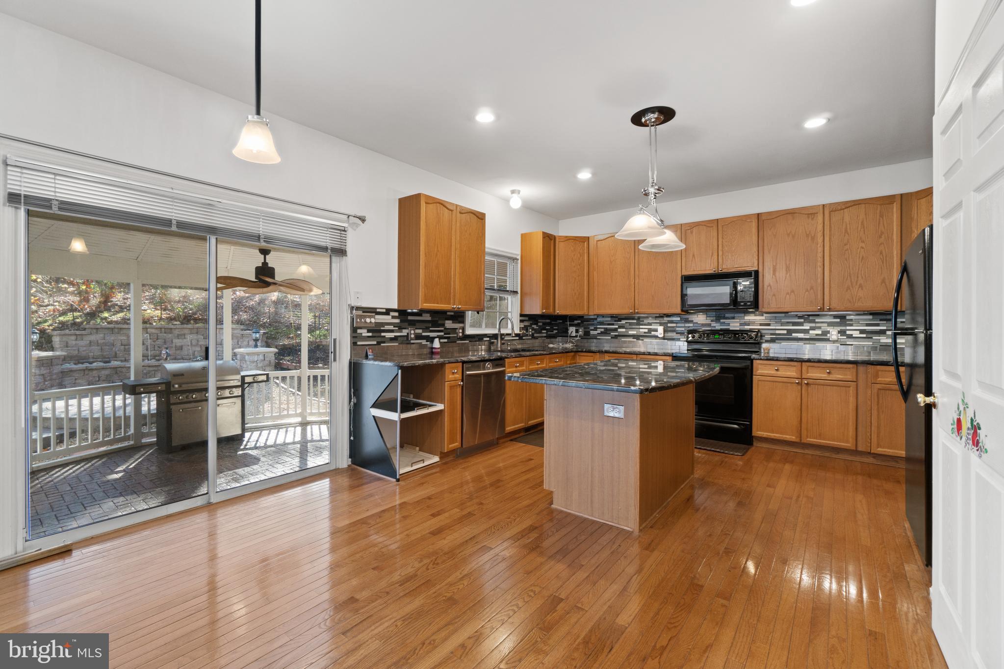 KINGSWOOD - Residential