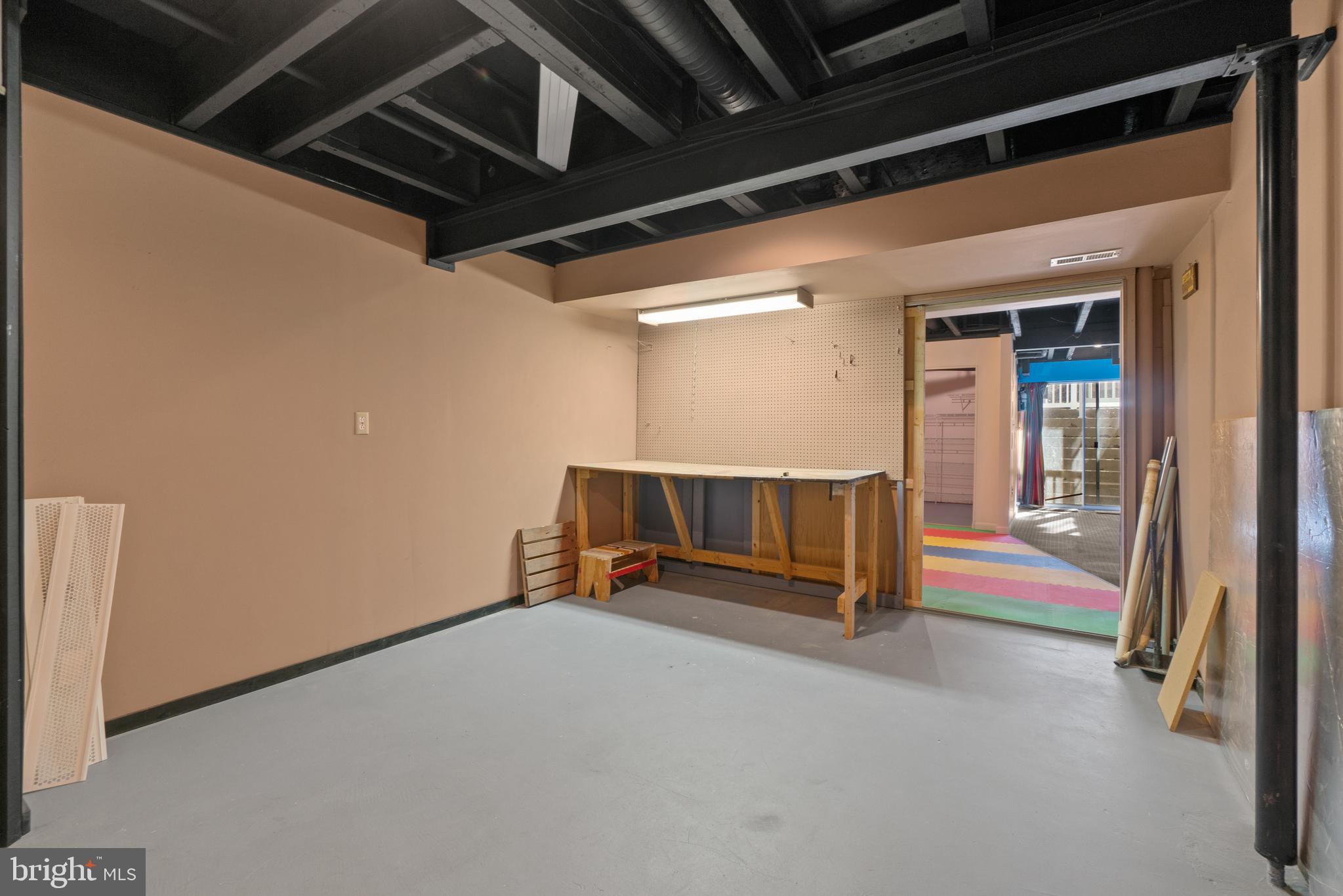 KINGSWOOD - Residential