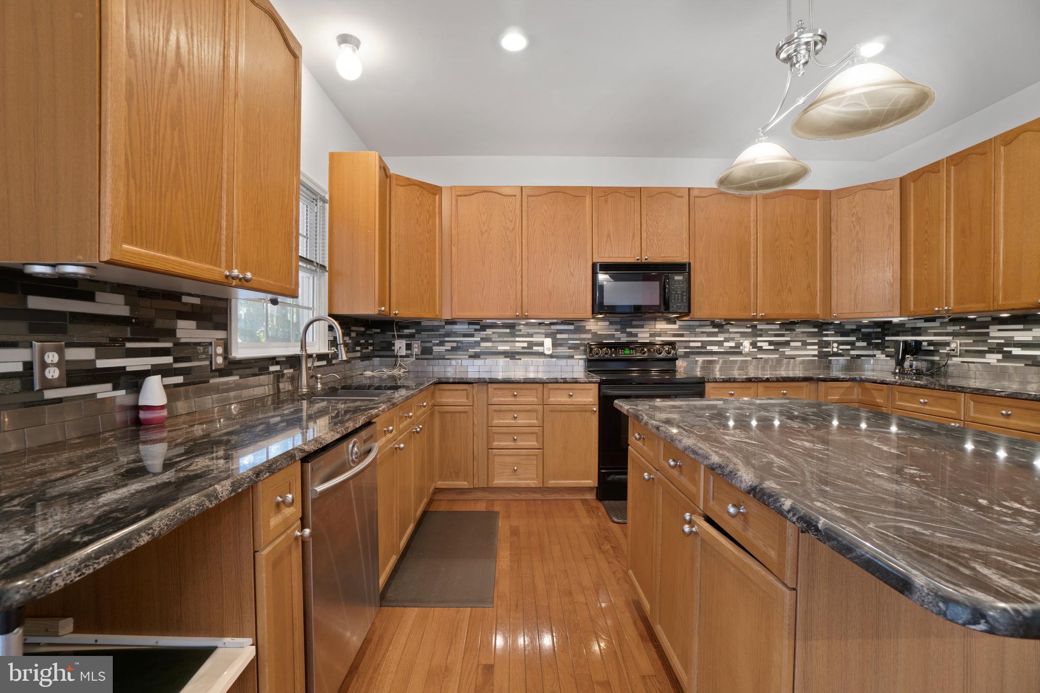 KINGSWOOD - Residential