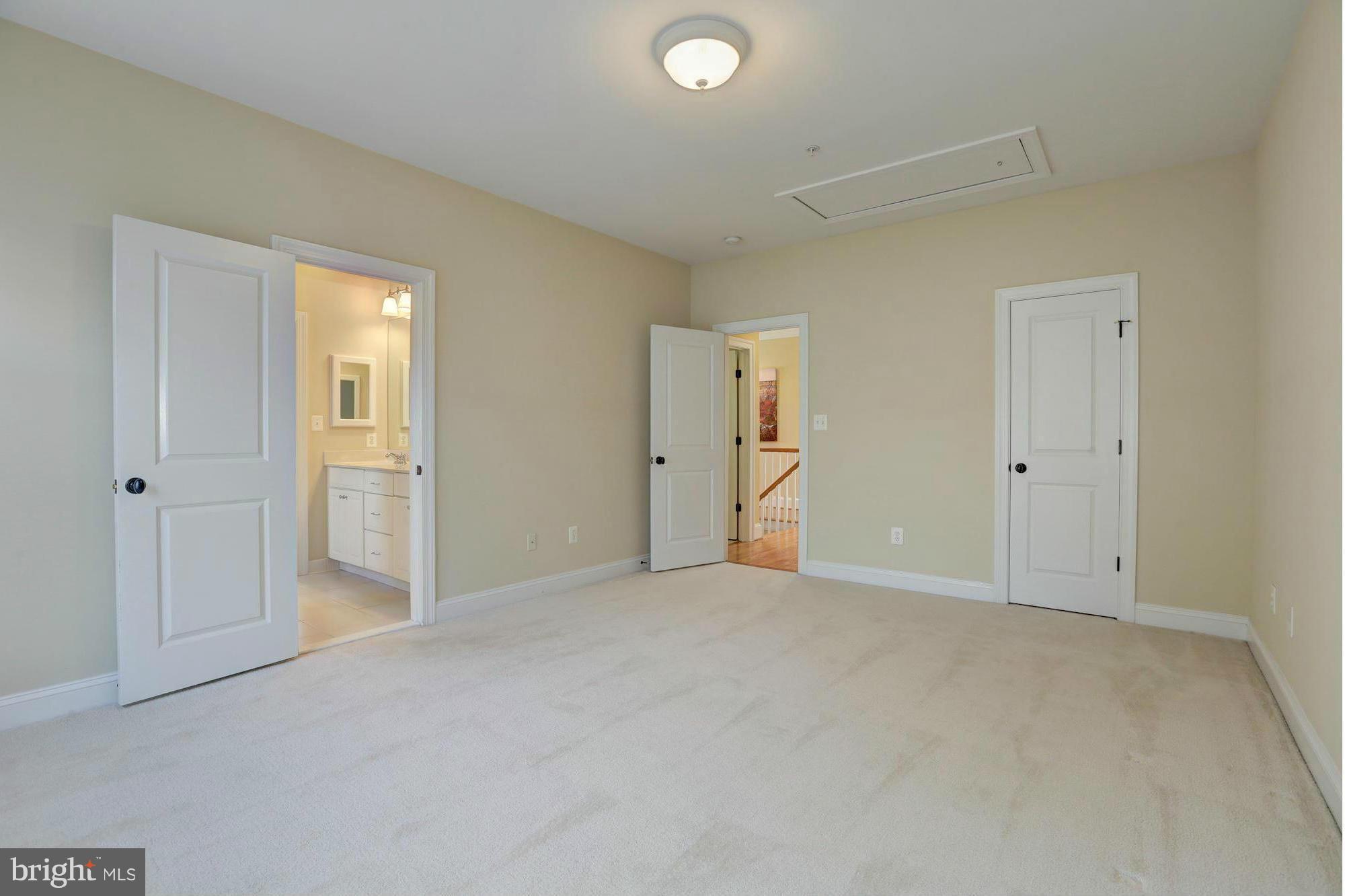 ALTA VISTA GARDENS - Residential