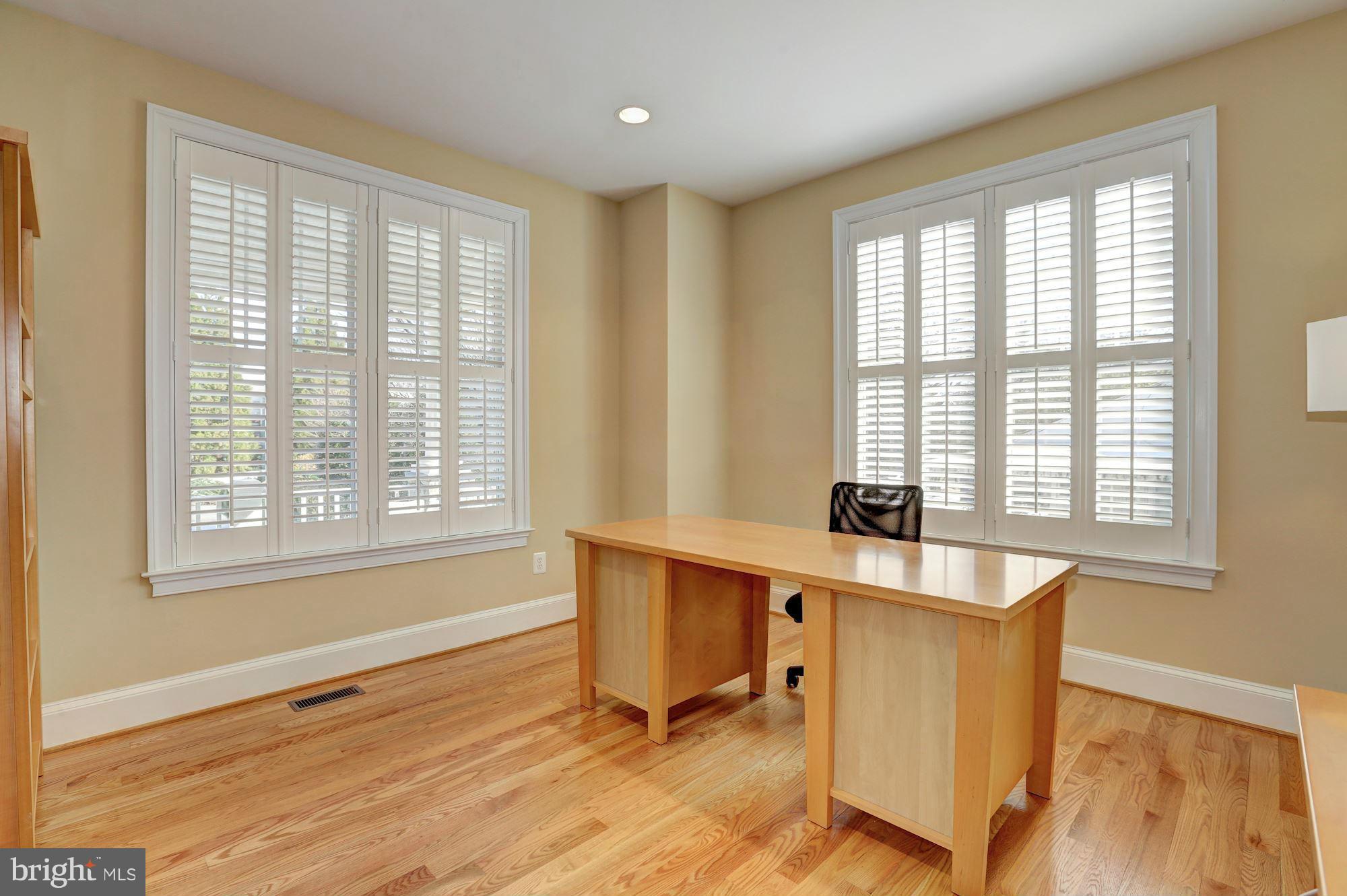 ALTA VISTA GARDENS - Residential