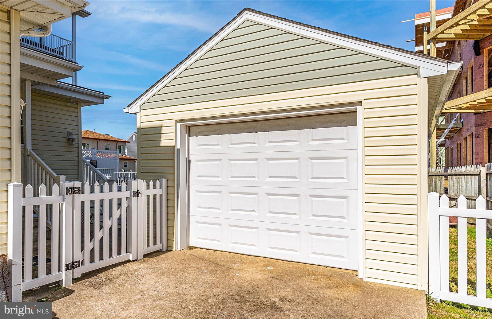 NEPTUNE DEVELOPMENT - Residential Income