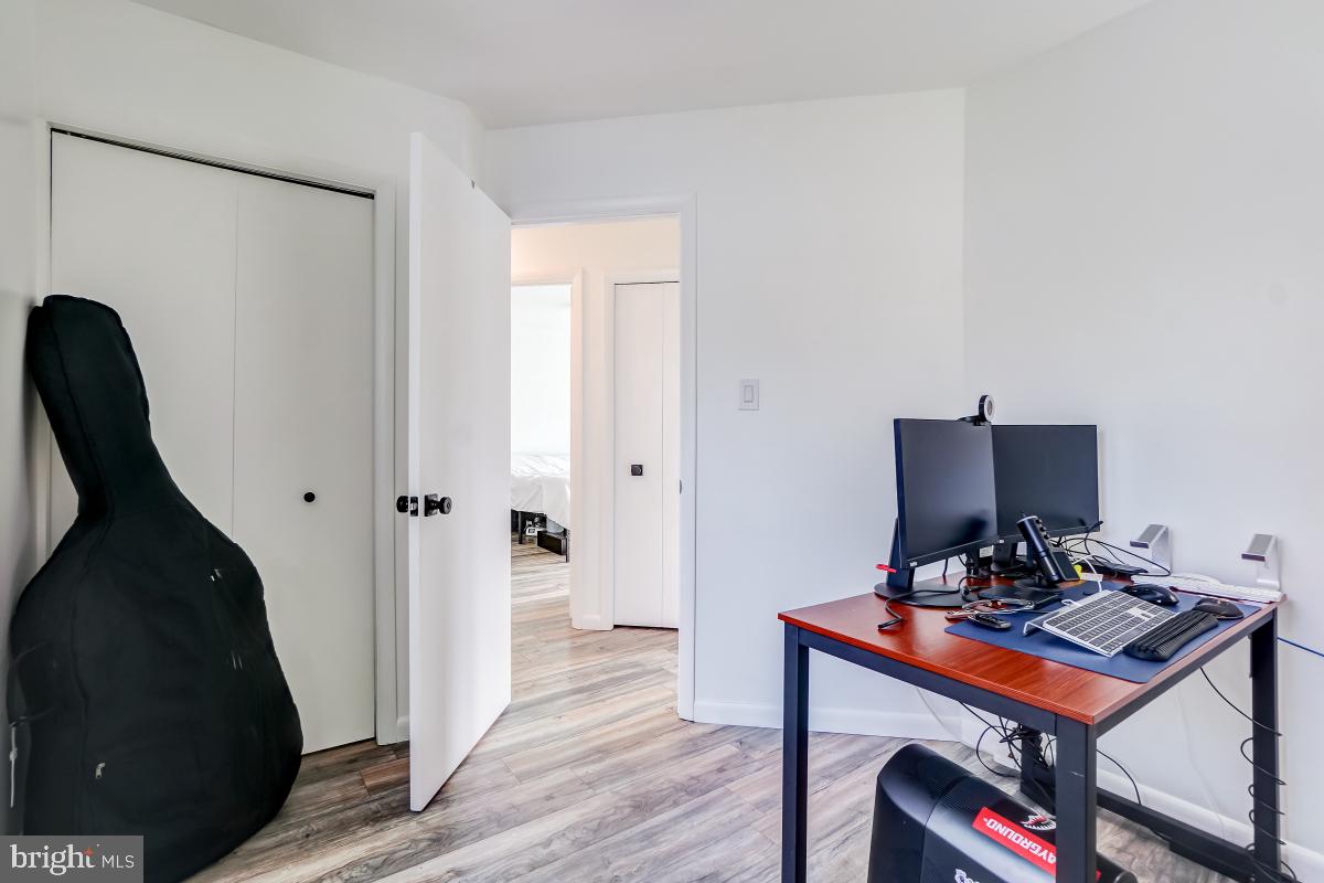 FOREST BROOKE - Residential