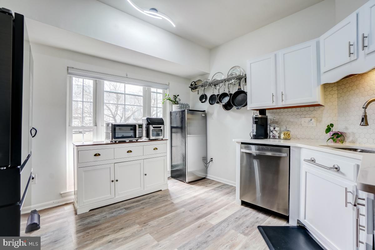 FOREST BROOKE - Residential