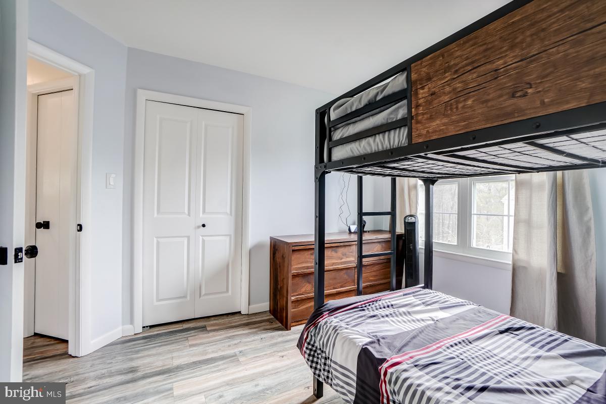 FOREST BROOKE - Residential