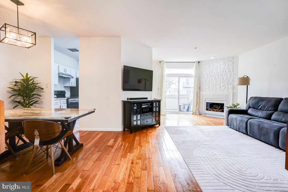 FOREST BROOKE - Residential