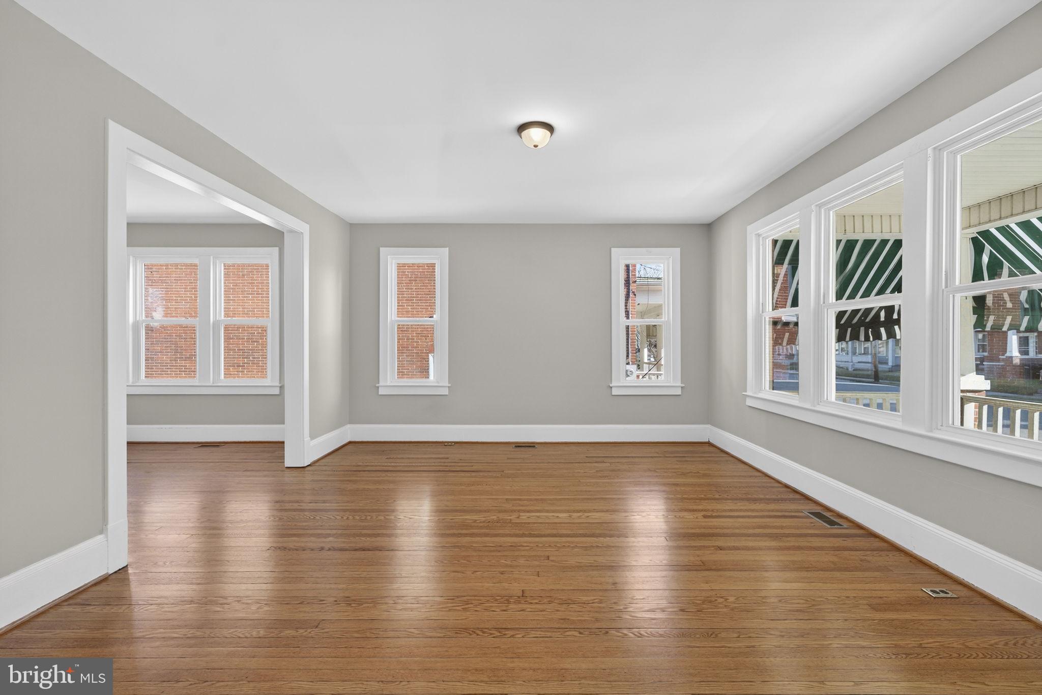 STROSNIDER - Residential