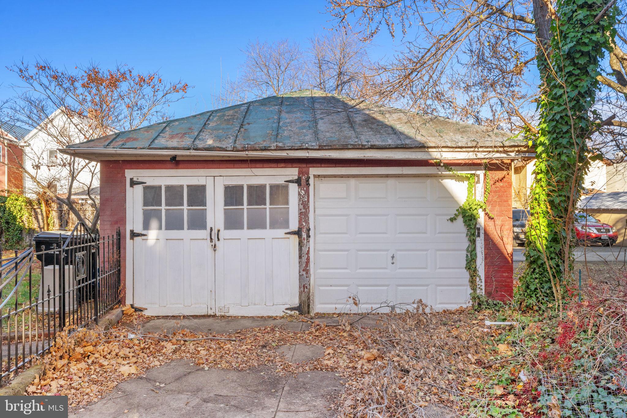 STROSNIDER - Residential