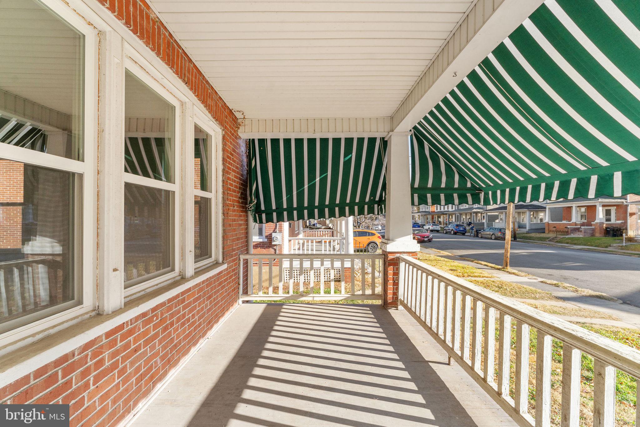 STROSNIDER - Residential