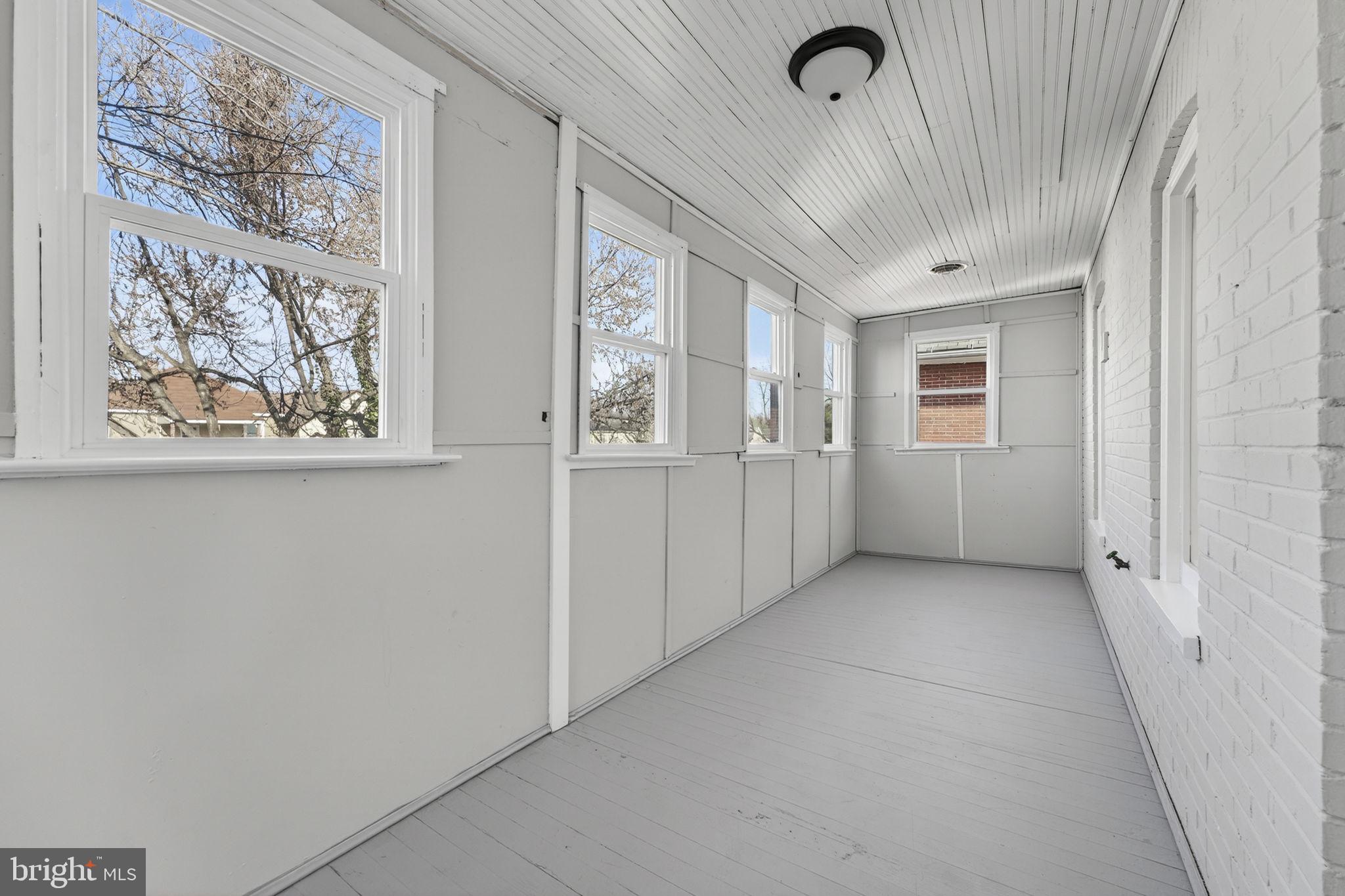 STROSNIDER - Residential