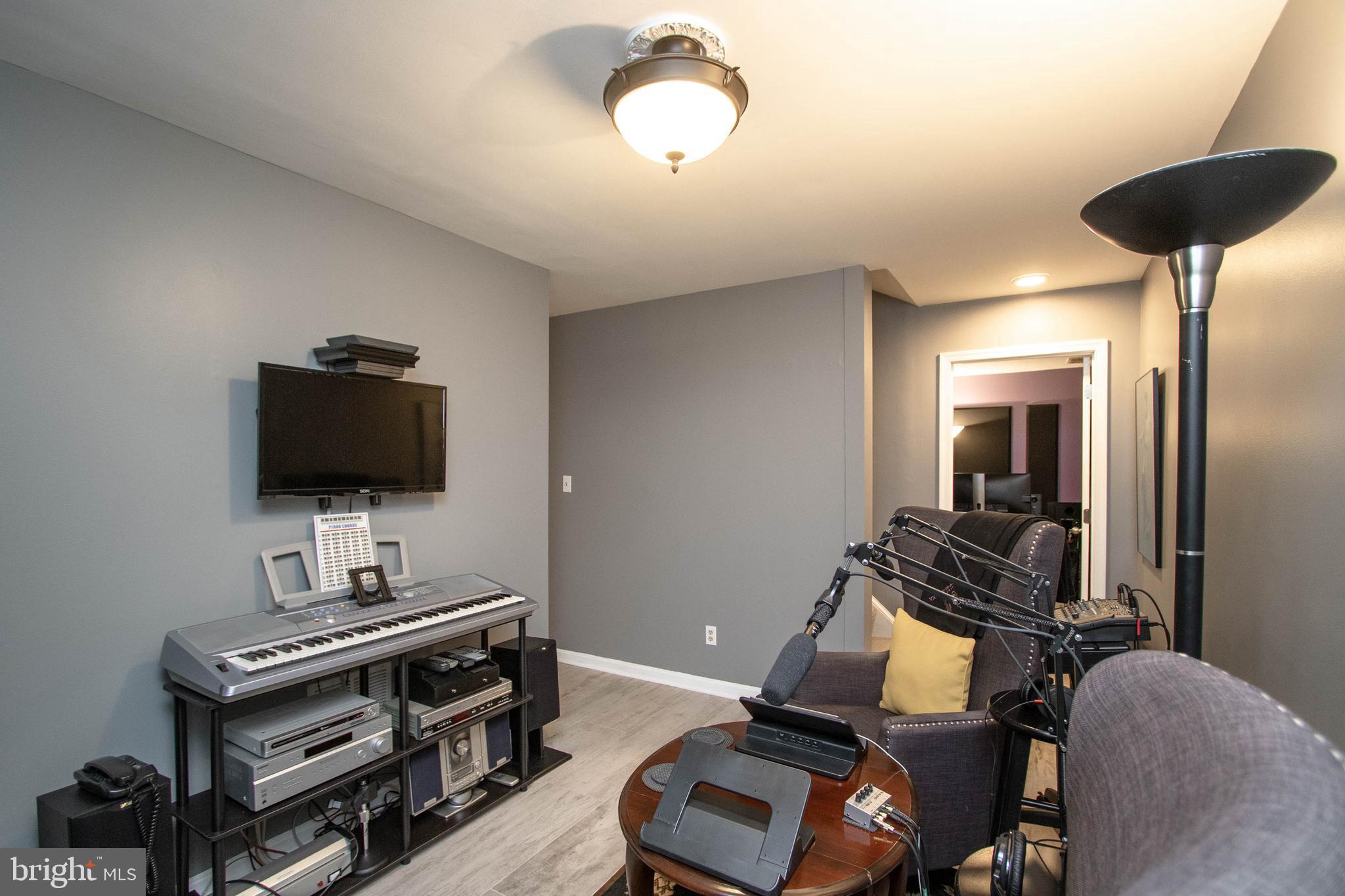 POPLAR GROVE - Residential