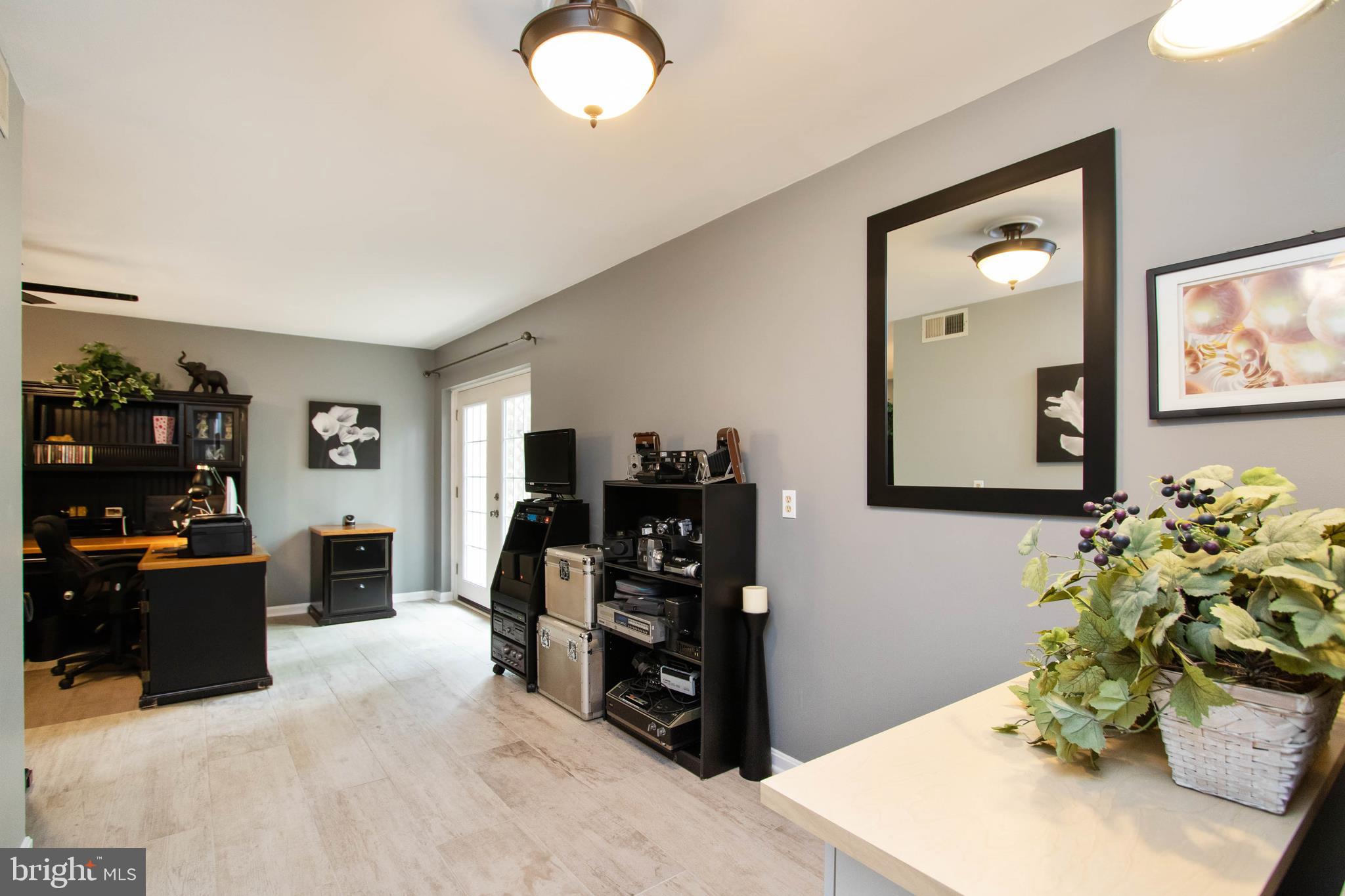 POPLAR GROVE - Residential