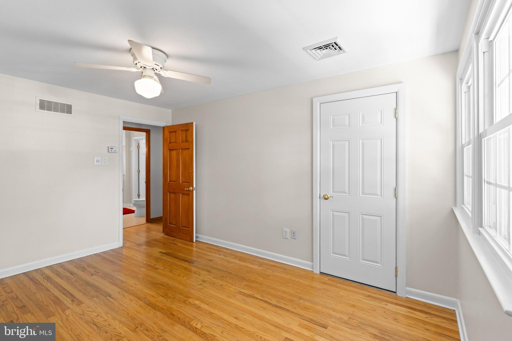 NORTHAMPTON HILLS - Residential