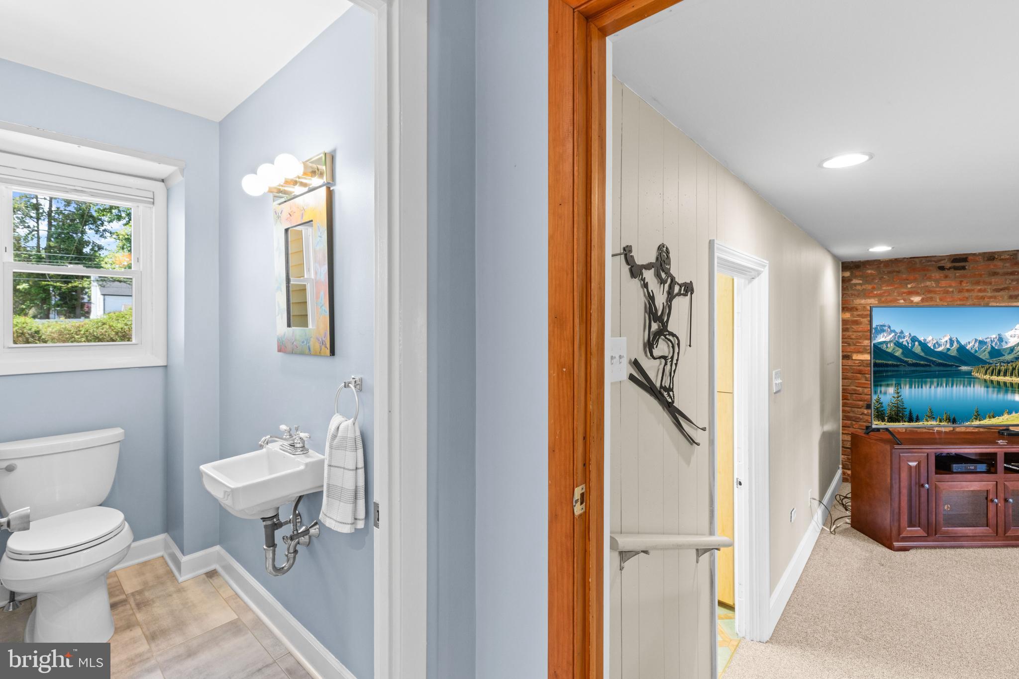 NORTHAMPTON HILLS - Residential