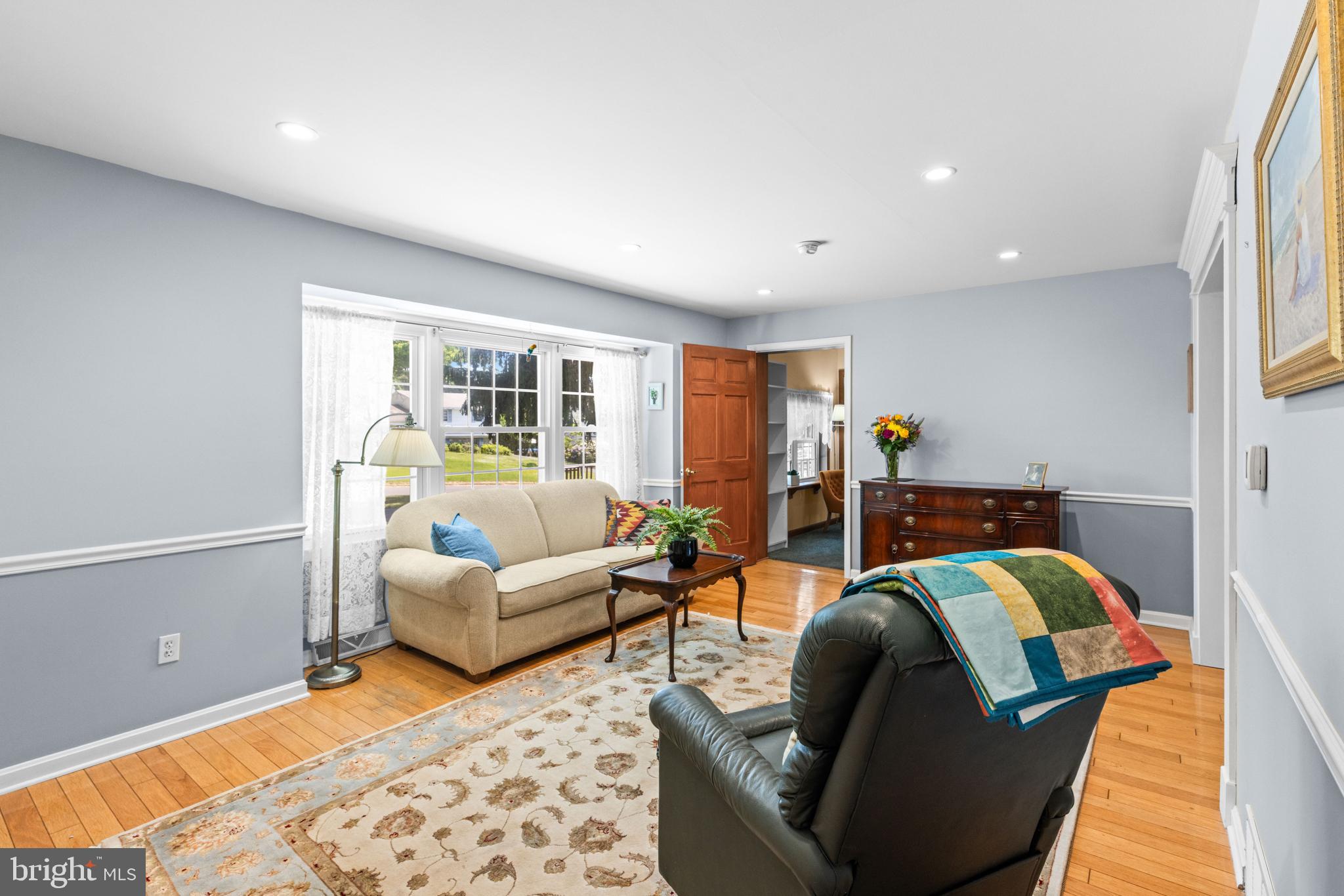 NORTHAMPTON HILLS - Residential