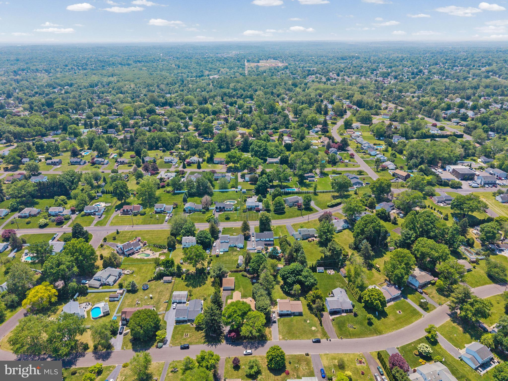 NORTHAMPTON HILLS - Residential