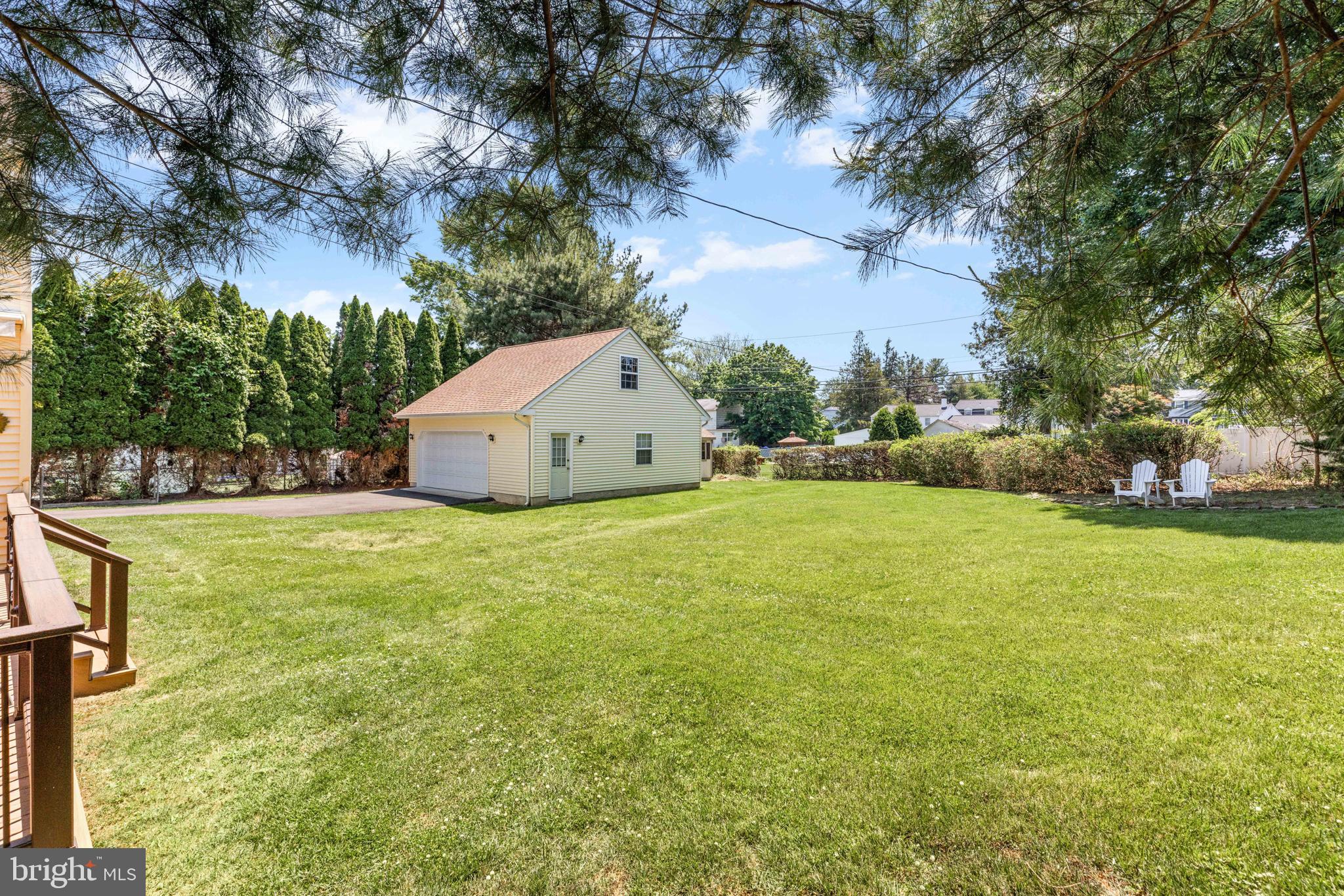 NORTHAMPTON HILLS - Residential