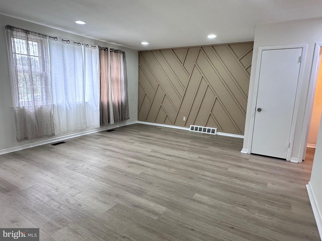 Photo of 3674 Salina Road, PHILADELPHIA, PA 19154 (MLS # PAPH2528840)