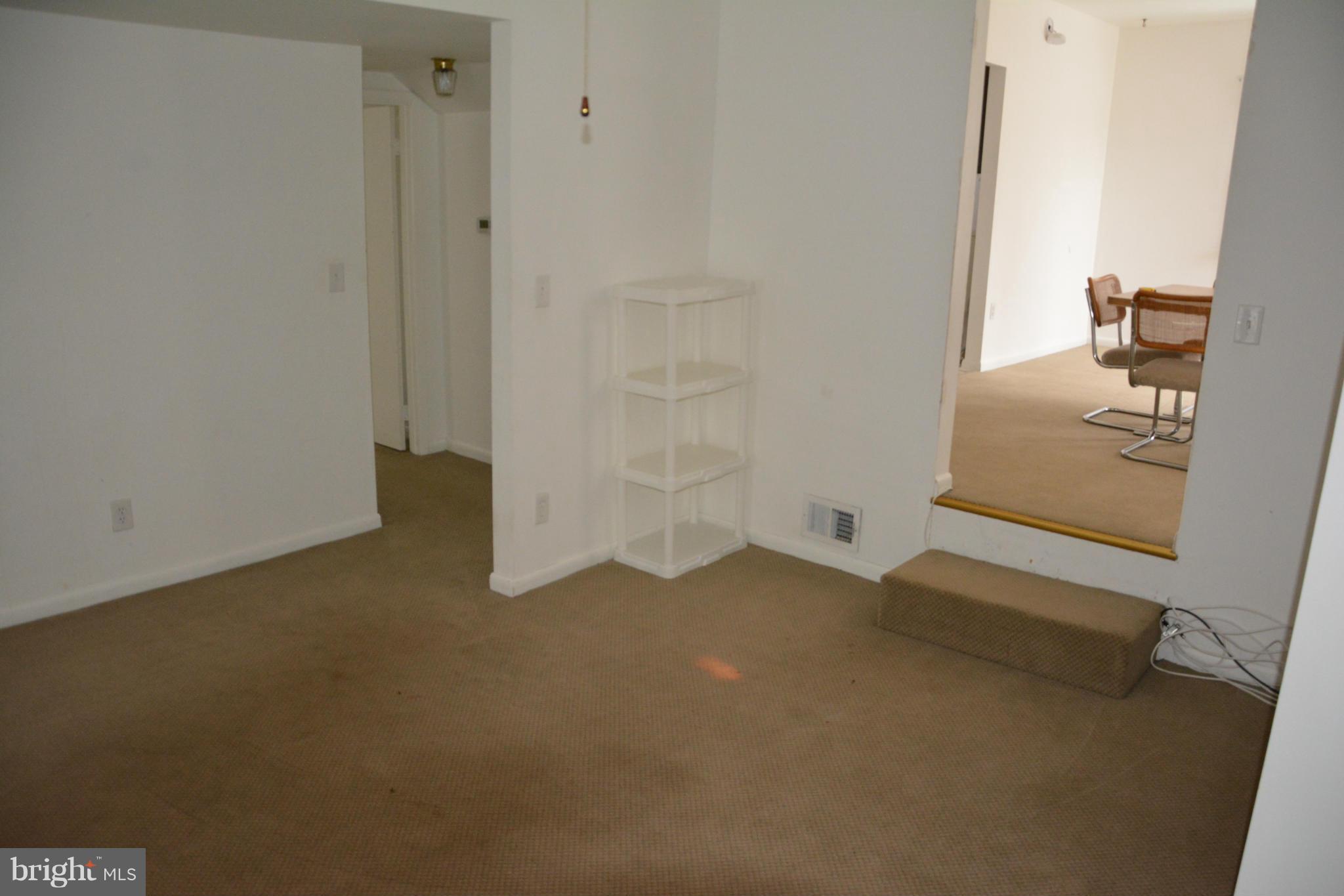 LAKE SHORE - Residential