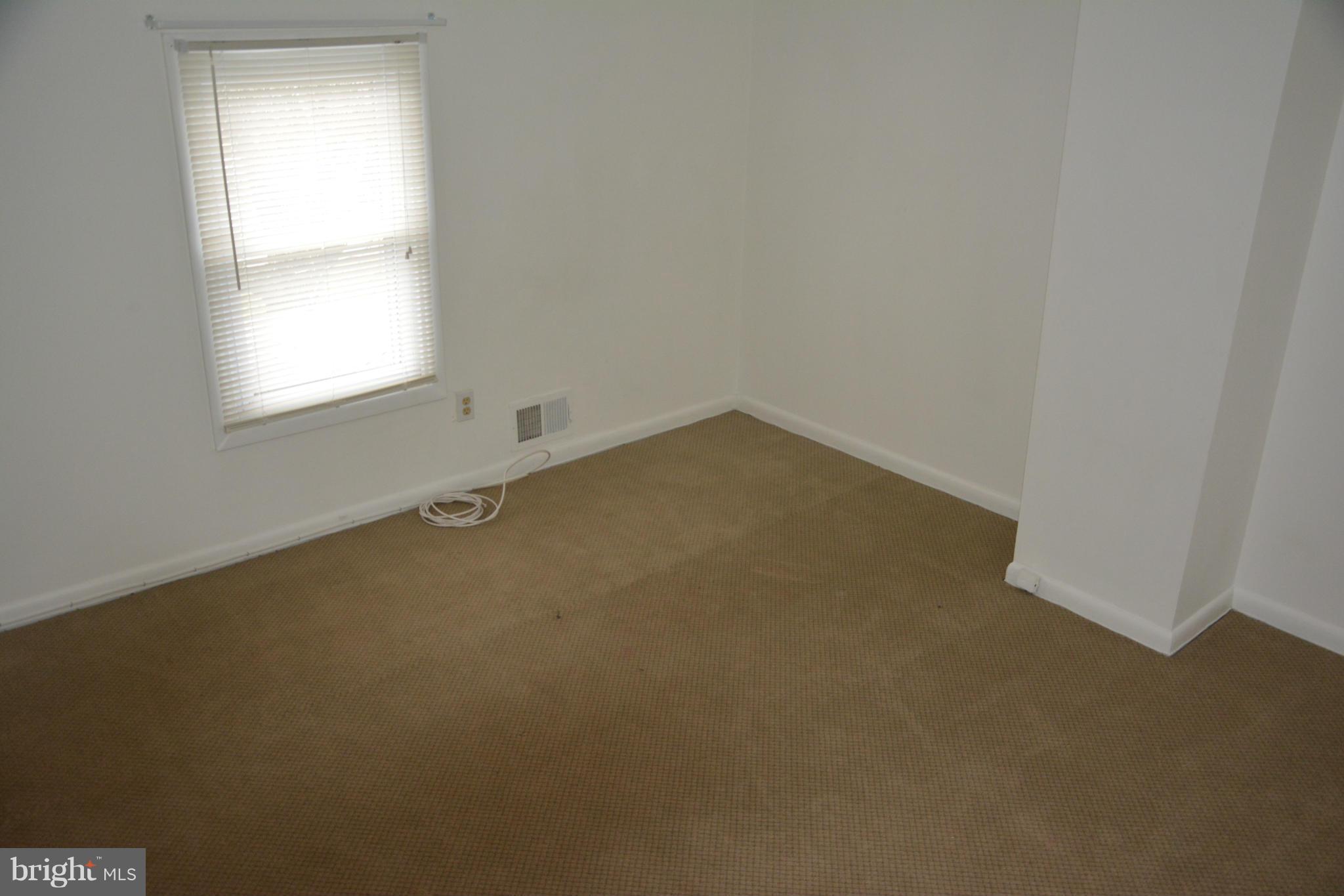 LAKE SHORE - Residential