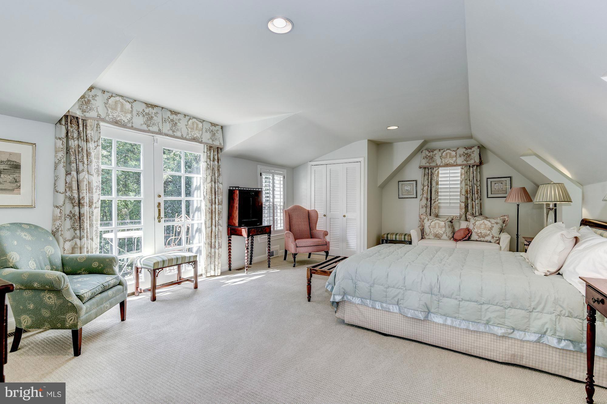 KENWOOD - Residential