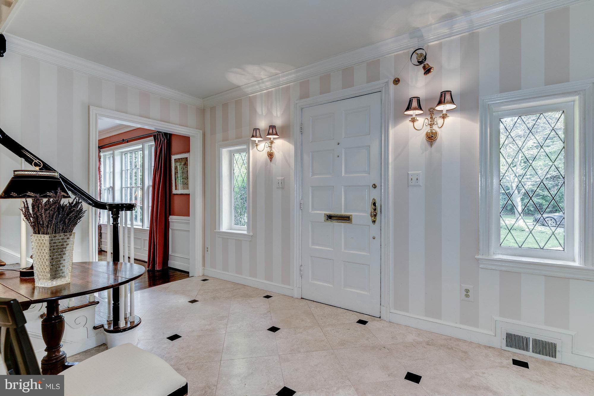 KENWOOD - Residential