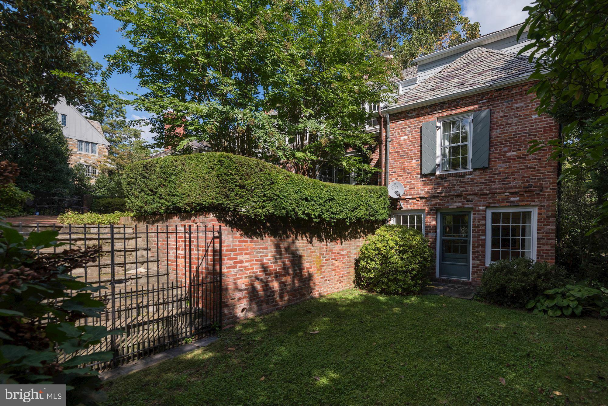 KENWOOD - Residential