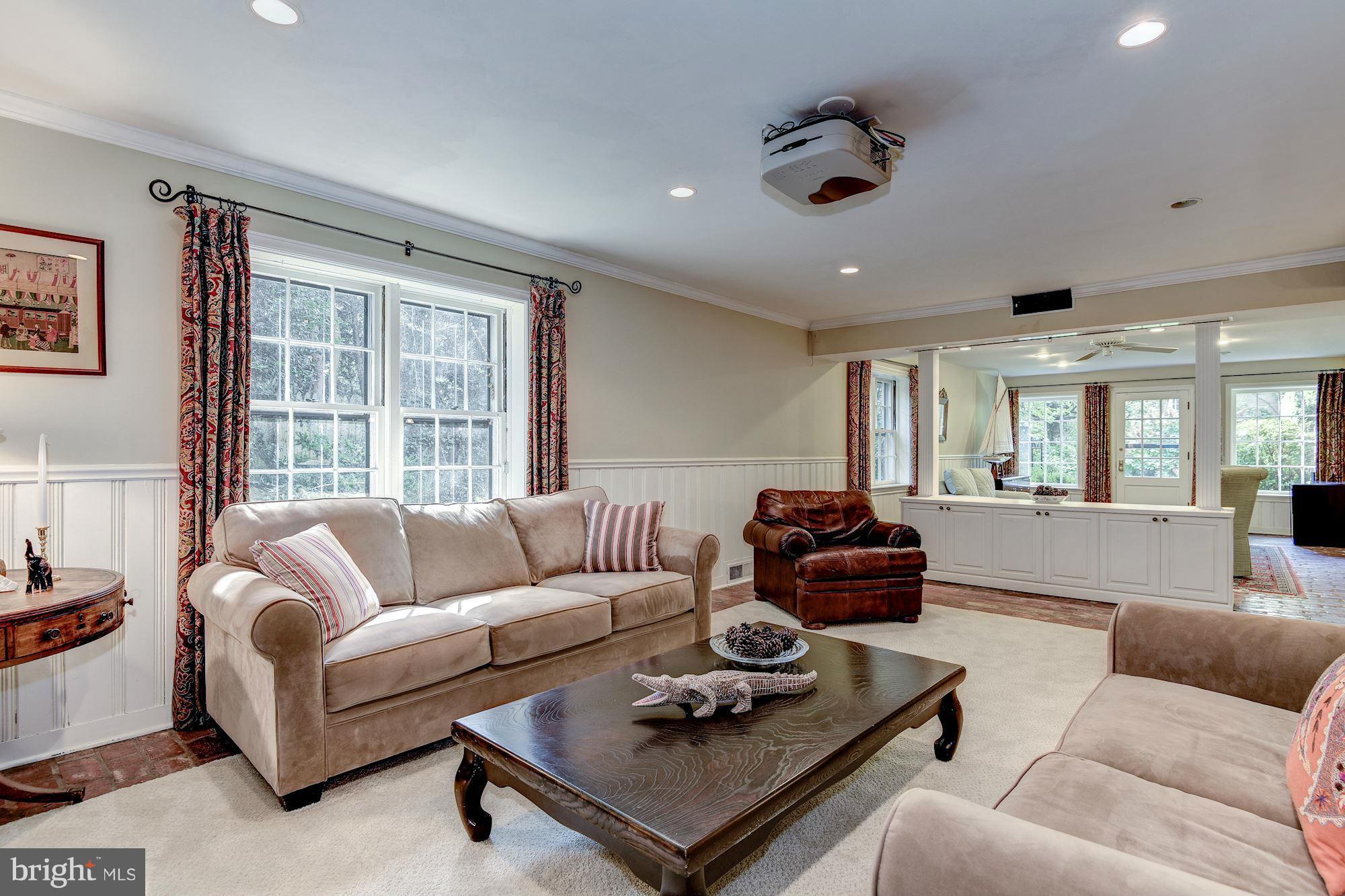 KENWOOD - Residential