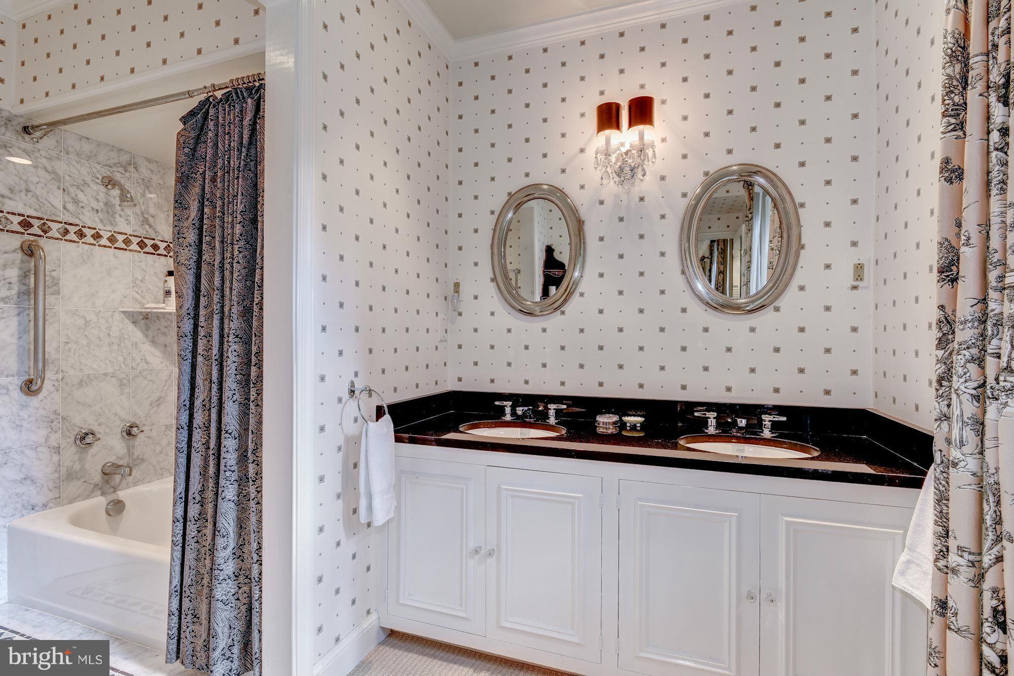 KENWOOD - Residential