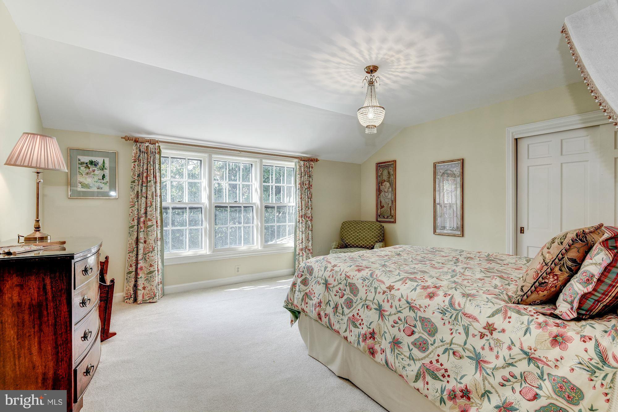 KENWOOD - Residential