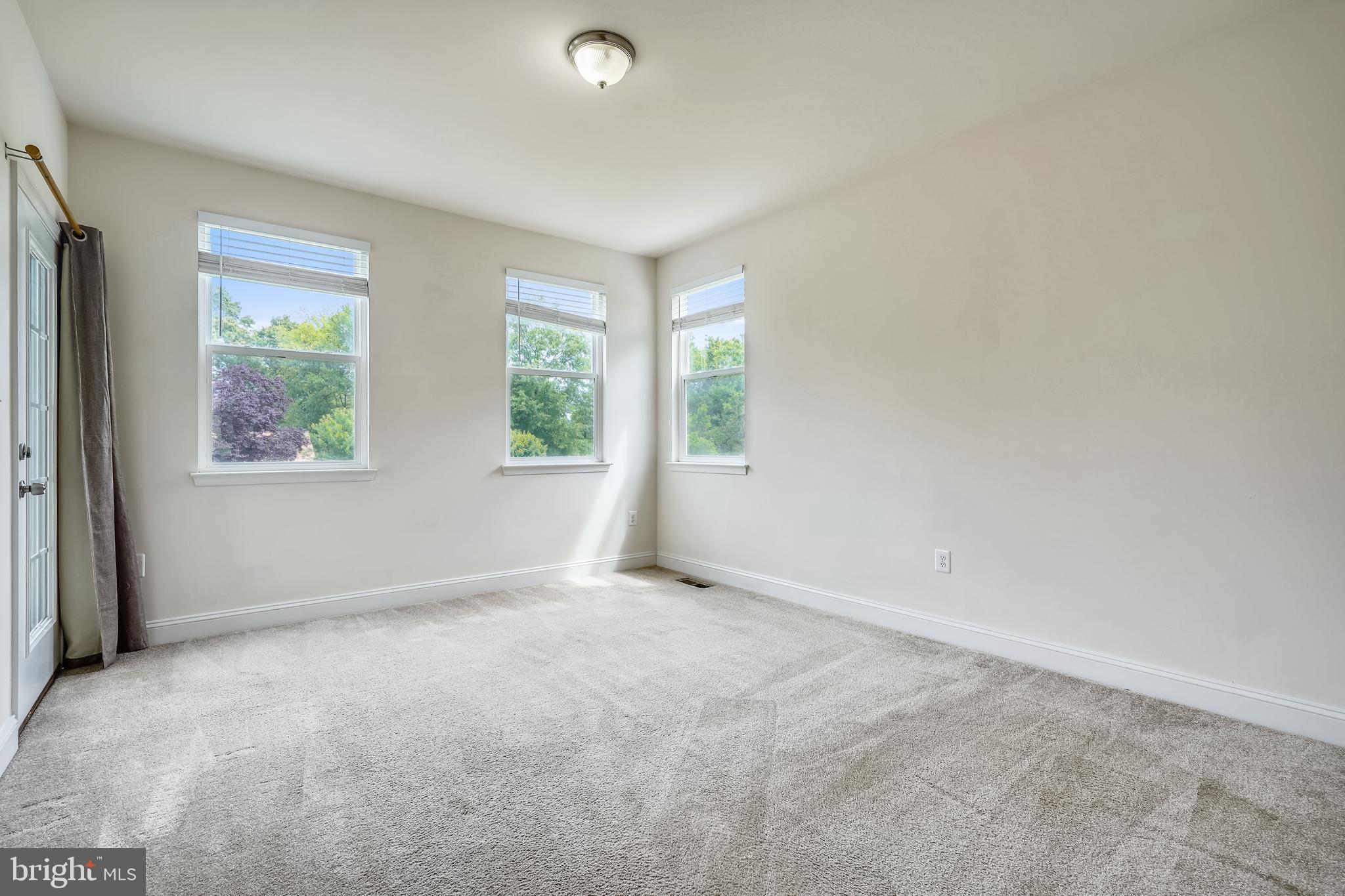 WELLINGTON - Residential