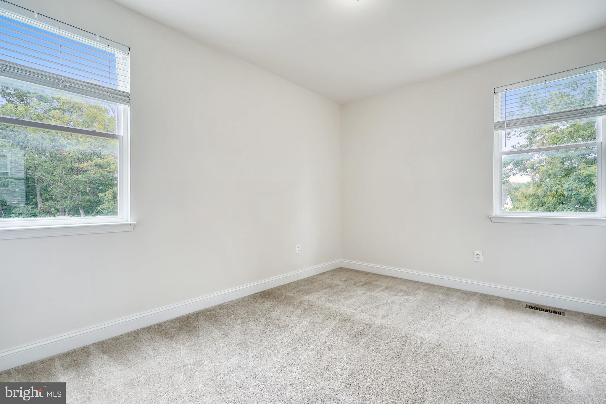 WELLINGTON - Residential